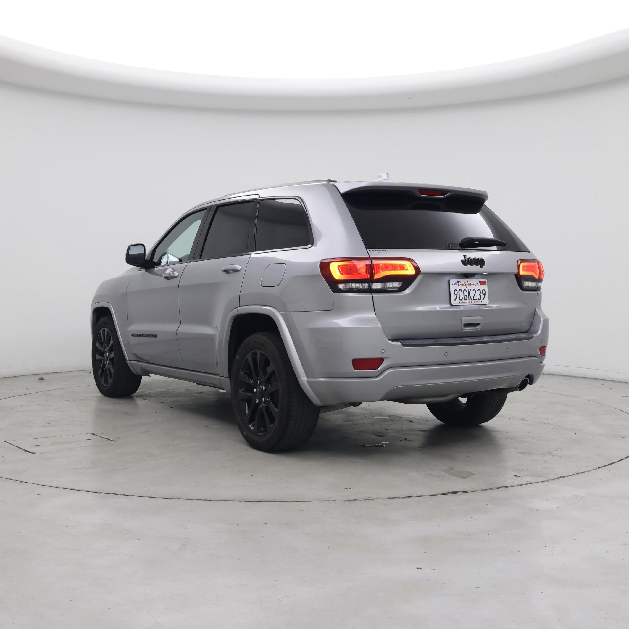 Thumbnail: 2019 Jeep Grand Cherokee - 2