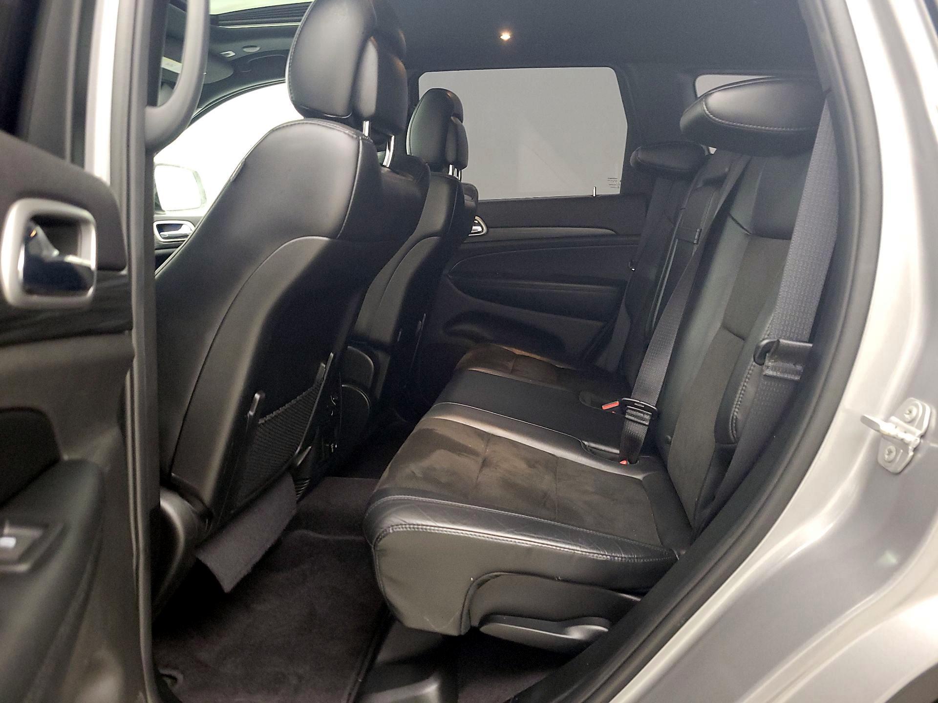 Thumbnail: 2019 Jeep Grand Cherokee - 20