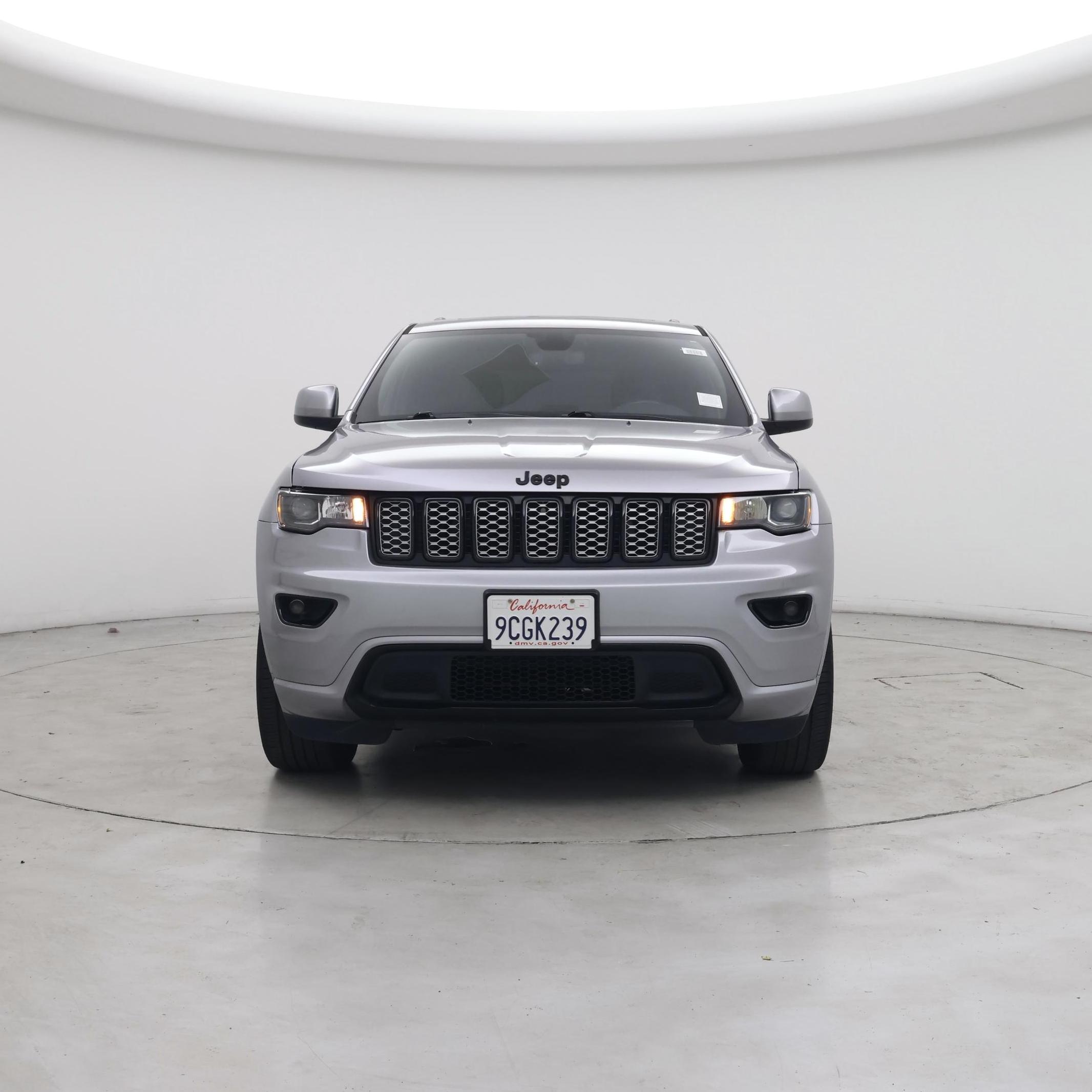 Thumbnail: 2019 Jeep Grand Cherokee - 5