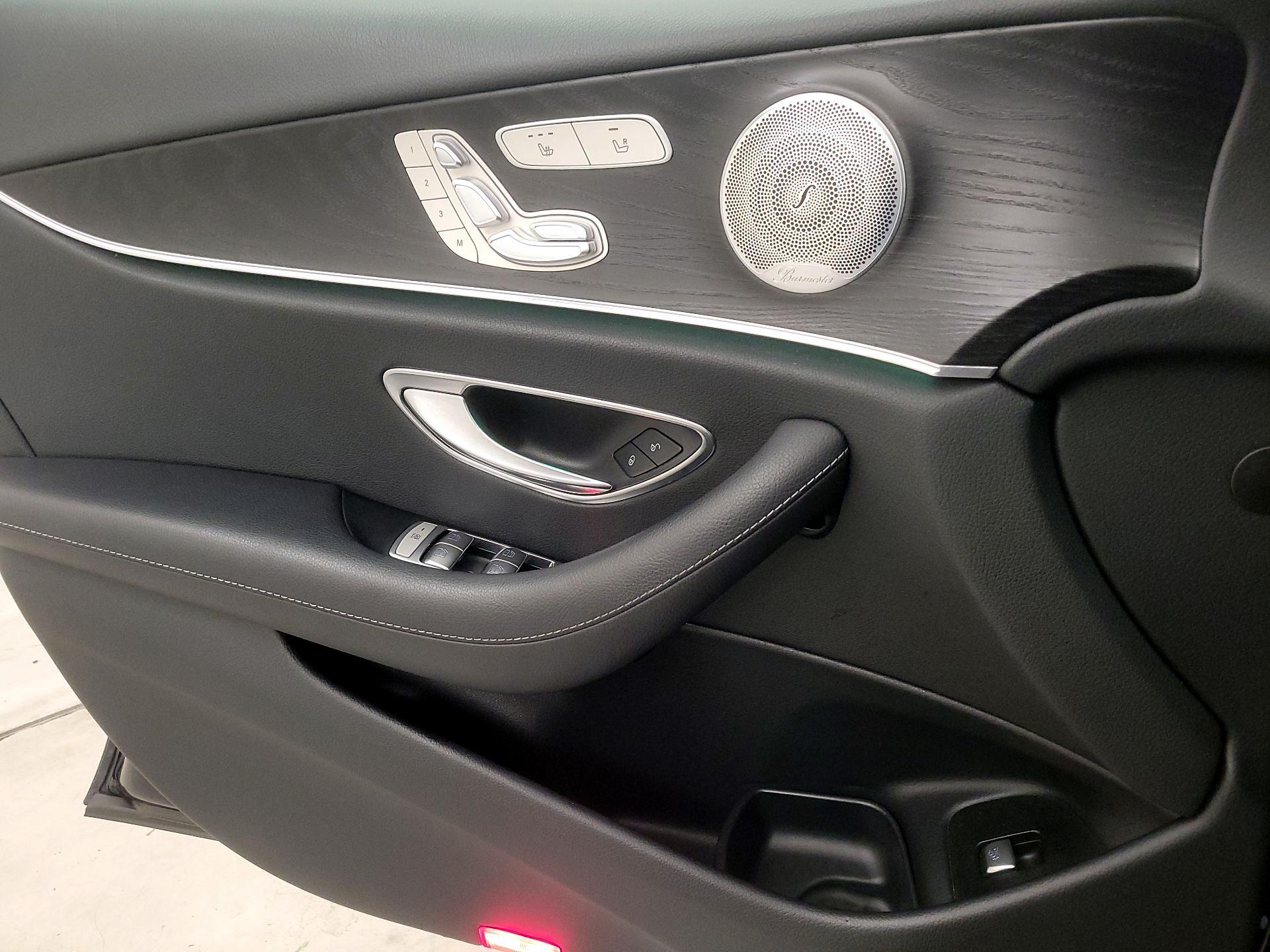 Thumbnail: 2020 Mercedes-Benz E-Class - 12