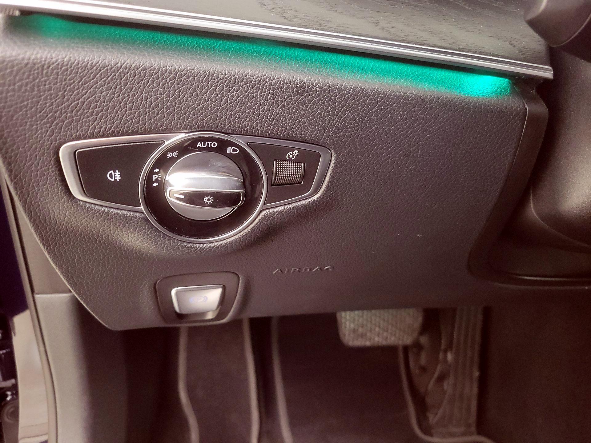 Thumbnail: 2020 Mercedes-Benz E-Class - 13