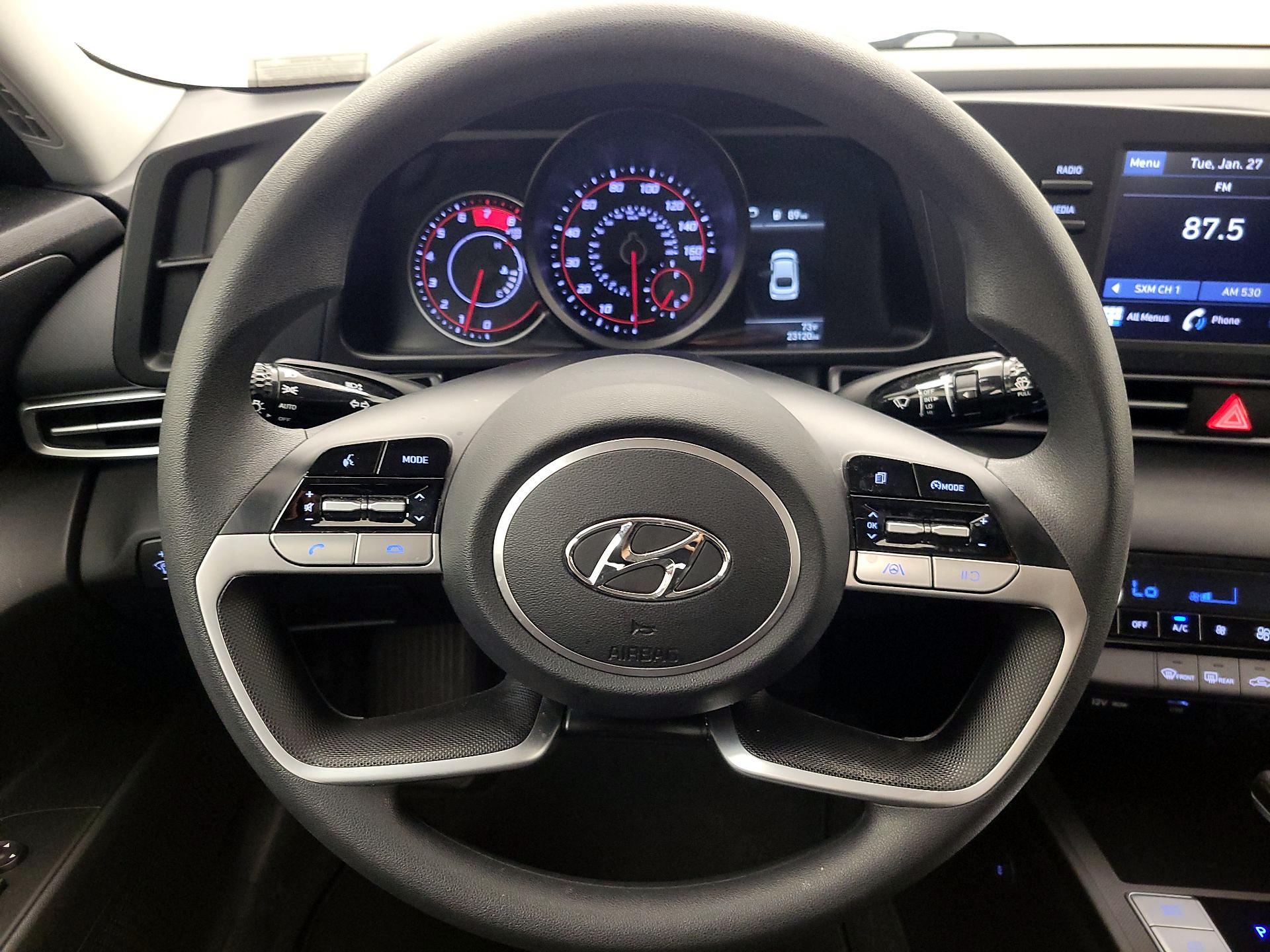 Thumbnail: 2022 Hyundai Elantra - 10