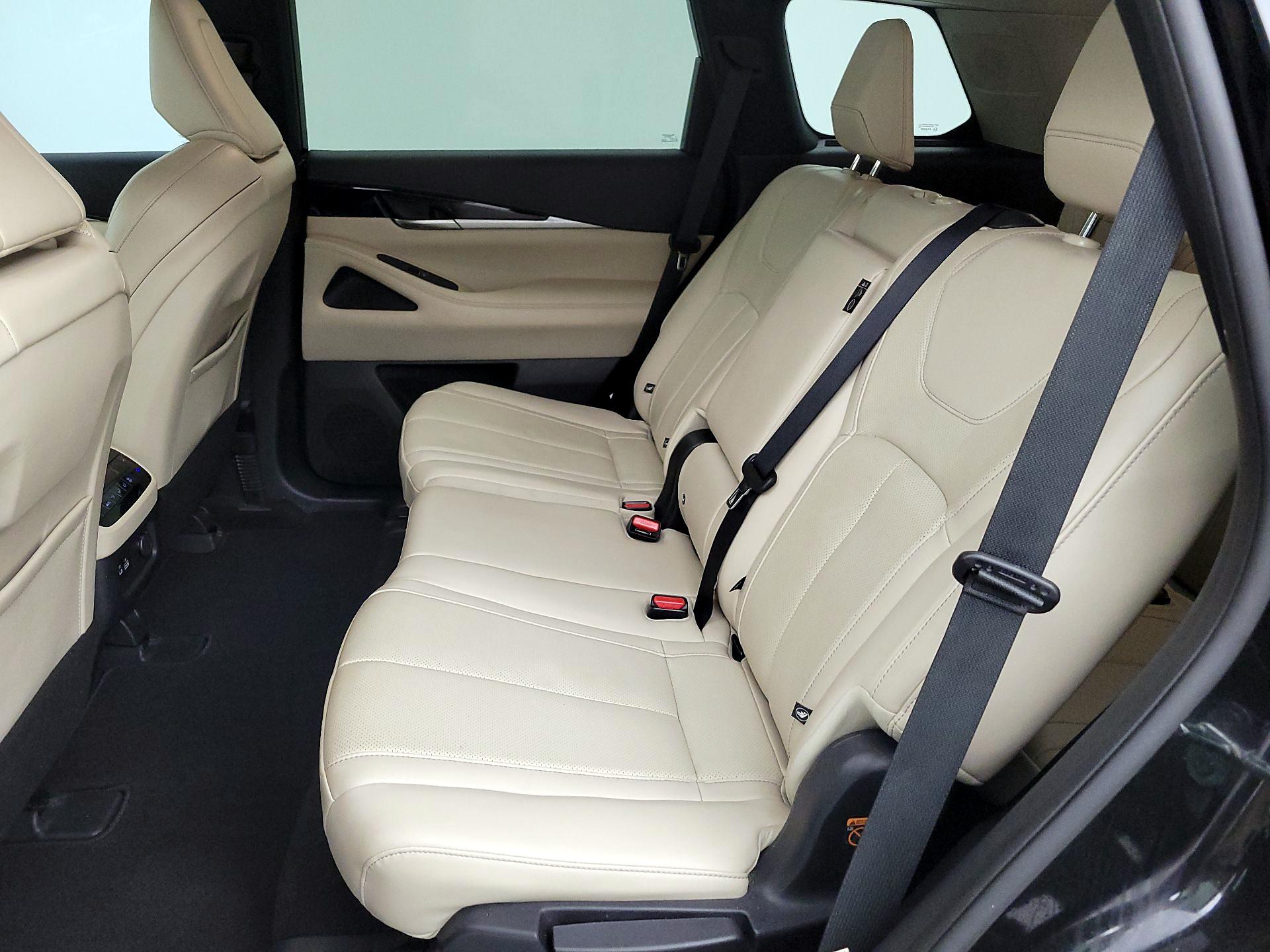 Thumbnail: 2023 INFINITI QX60 - 20