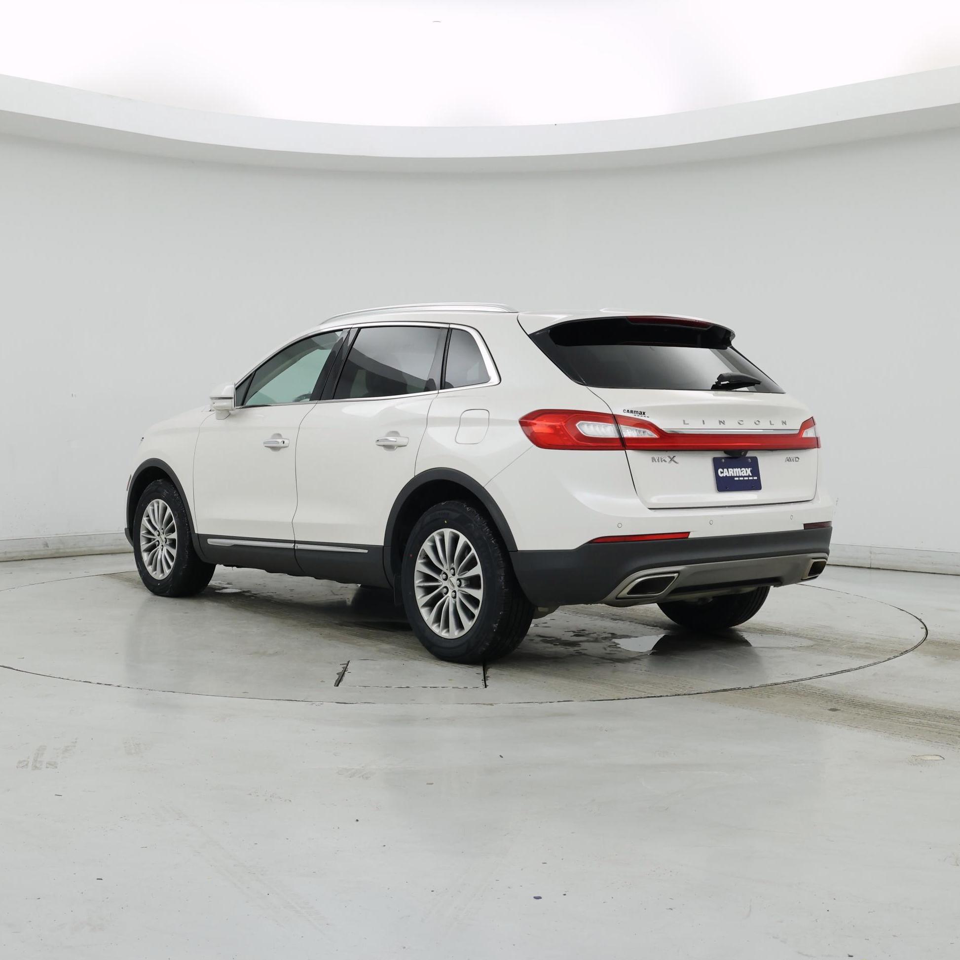 Thumbnail: 2018 Lincoln MKX - 2
