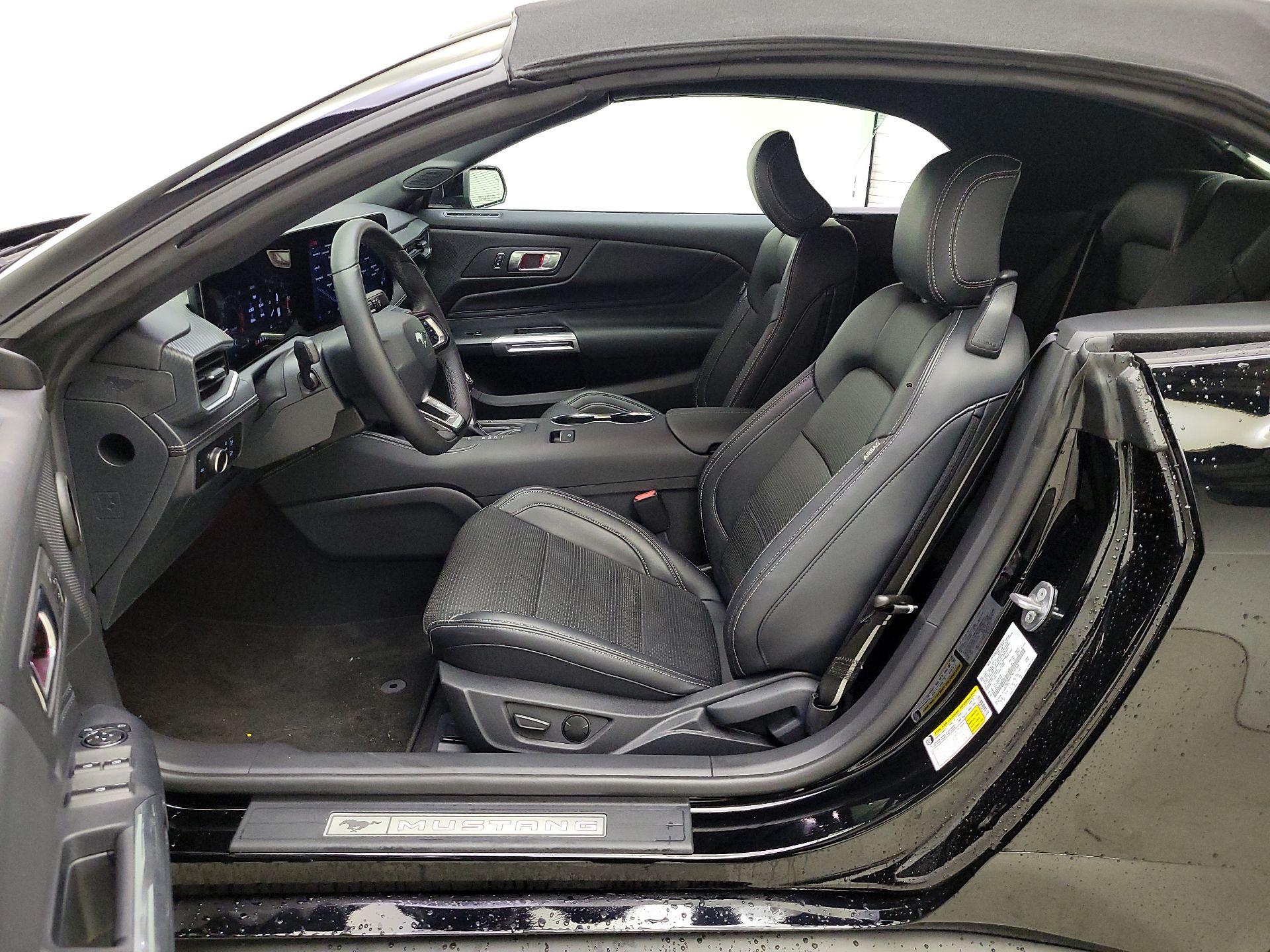 Thumbnail: 2025 Ford Mustang - 11