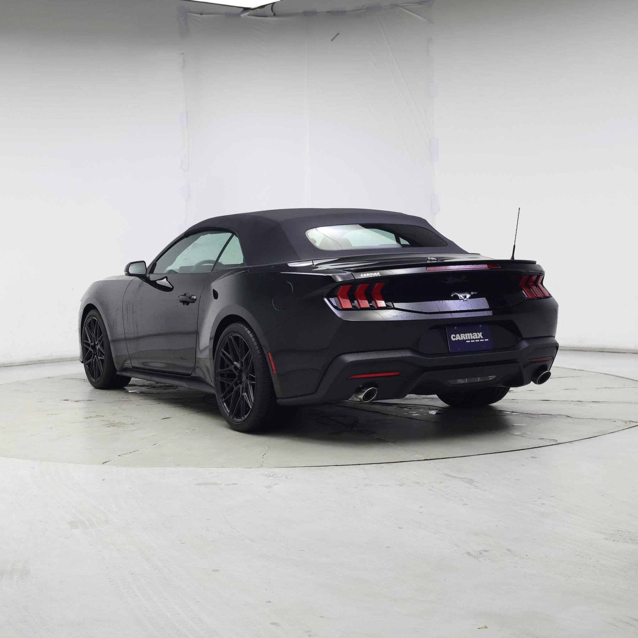 Thumbnail: 2025 Ford Mustang - 2