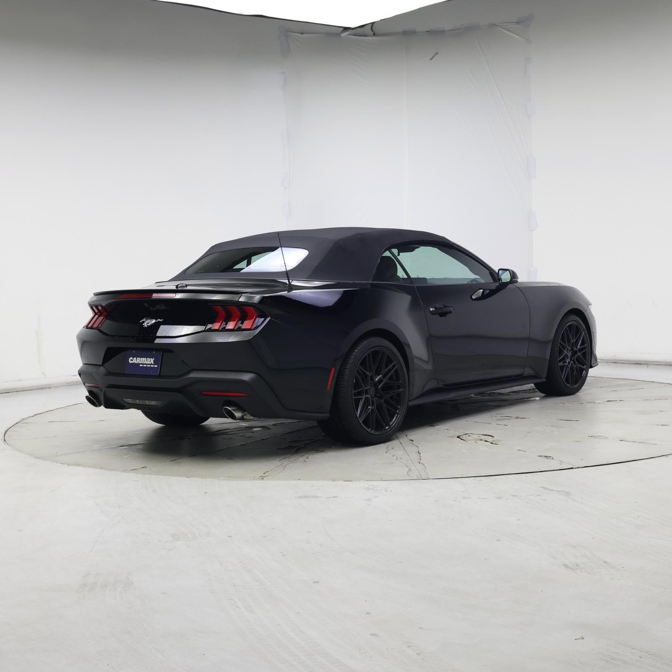 Thumbnail: 2025 Ford Mustang - 8