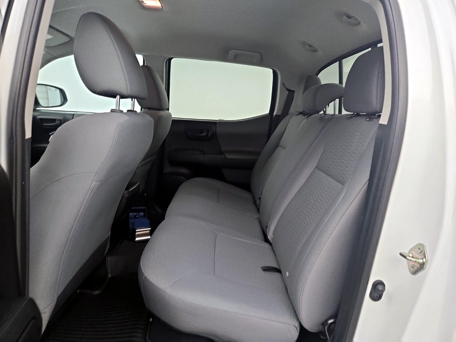 Thumbnail: 2019 Toyota Tacoma - 19