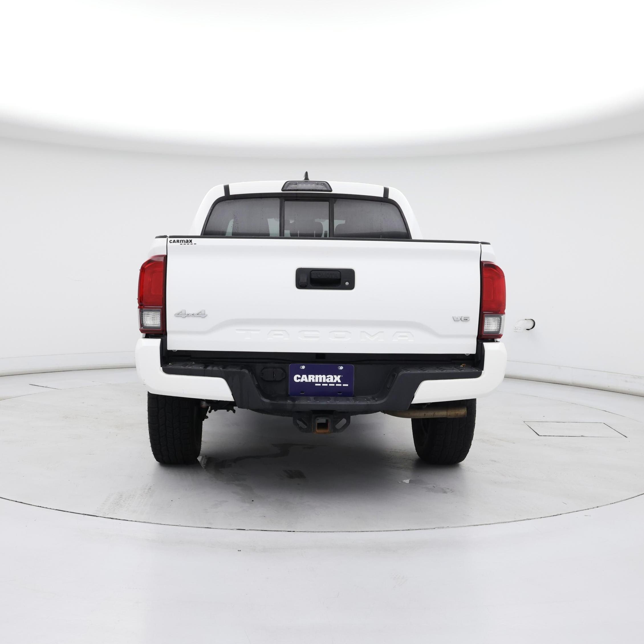 Thumbnail: 2019 Toyota Tacoma - 6