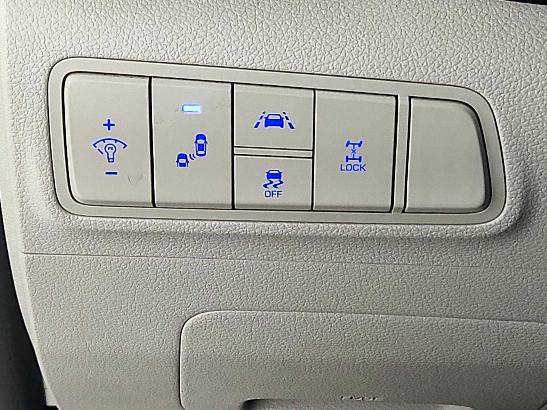 Thumbnail: 2020 Hyundai Tucson - 13