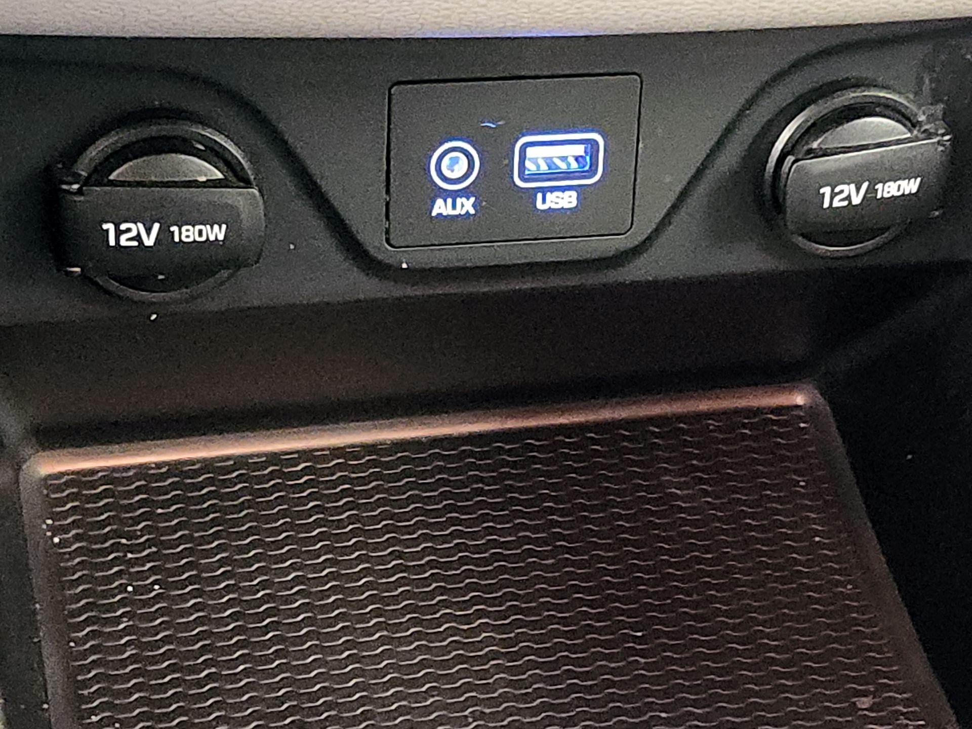 Thumbnail: 2020 Hyundai Tucson - 18