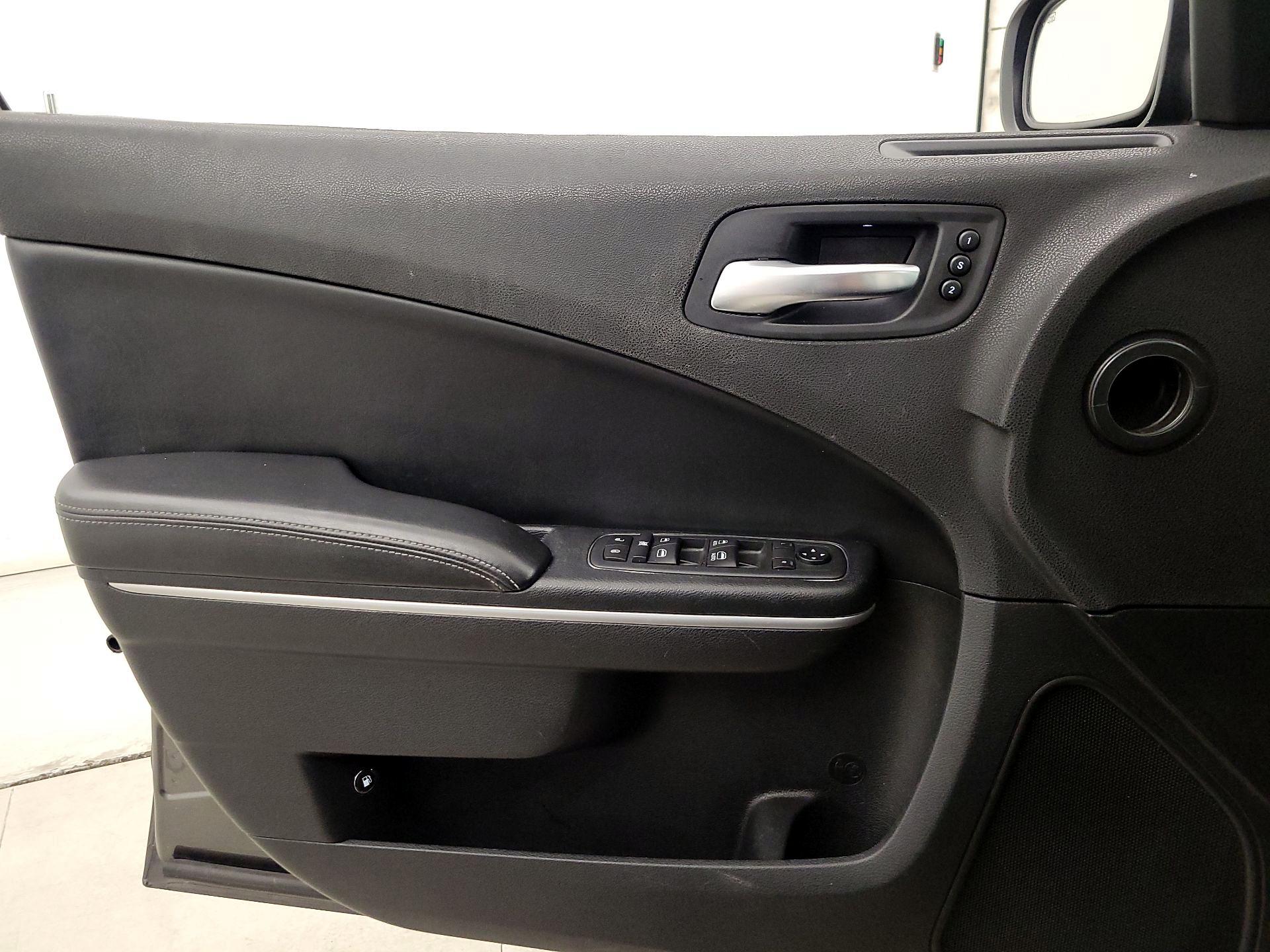 Thumbnail: 2019 Dodge Charger - 12