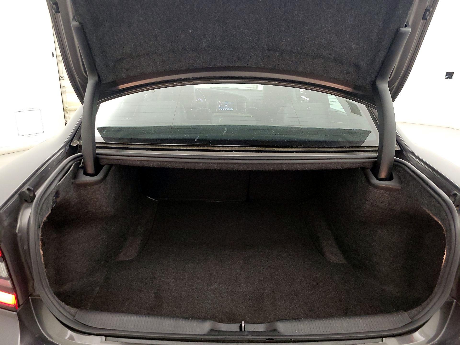 Thumbnail: 2019 Dodge Charger - 20