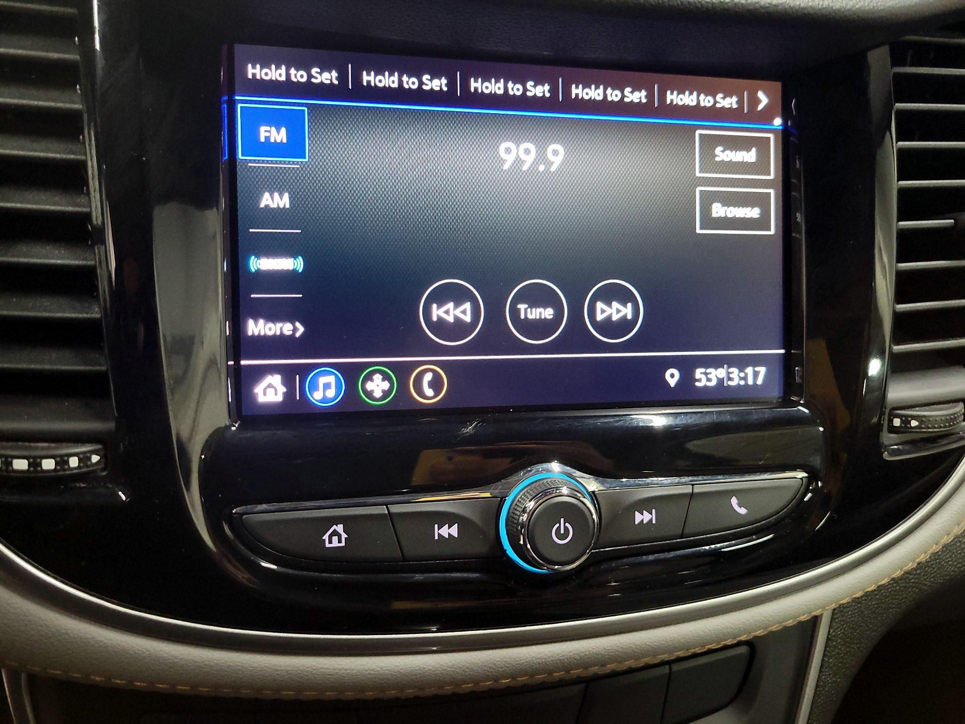 Thumbnail: 2022 Chevrolet Trax - 15