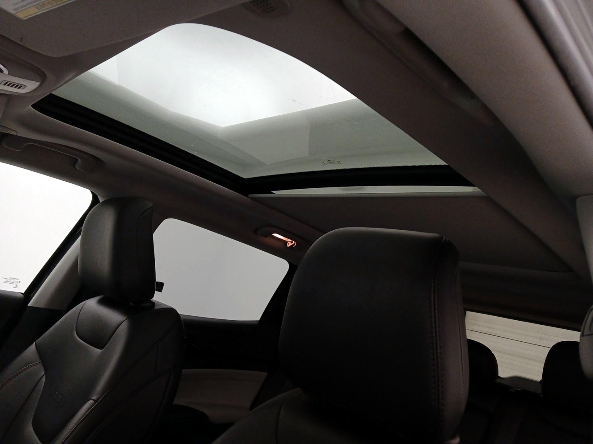 Thumbnail: 2022 Jeep Compass - 19