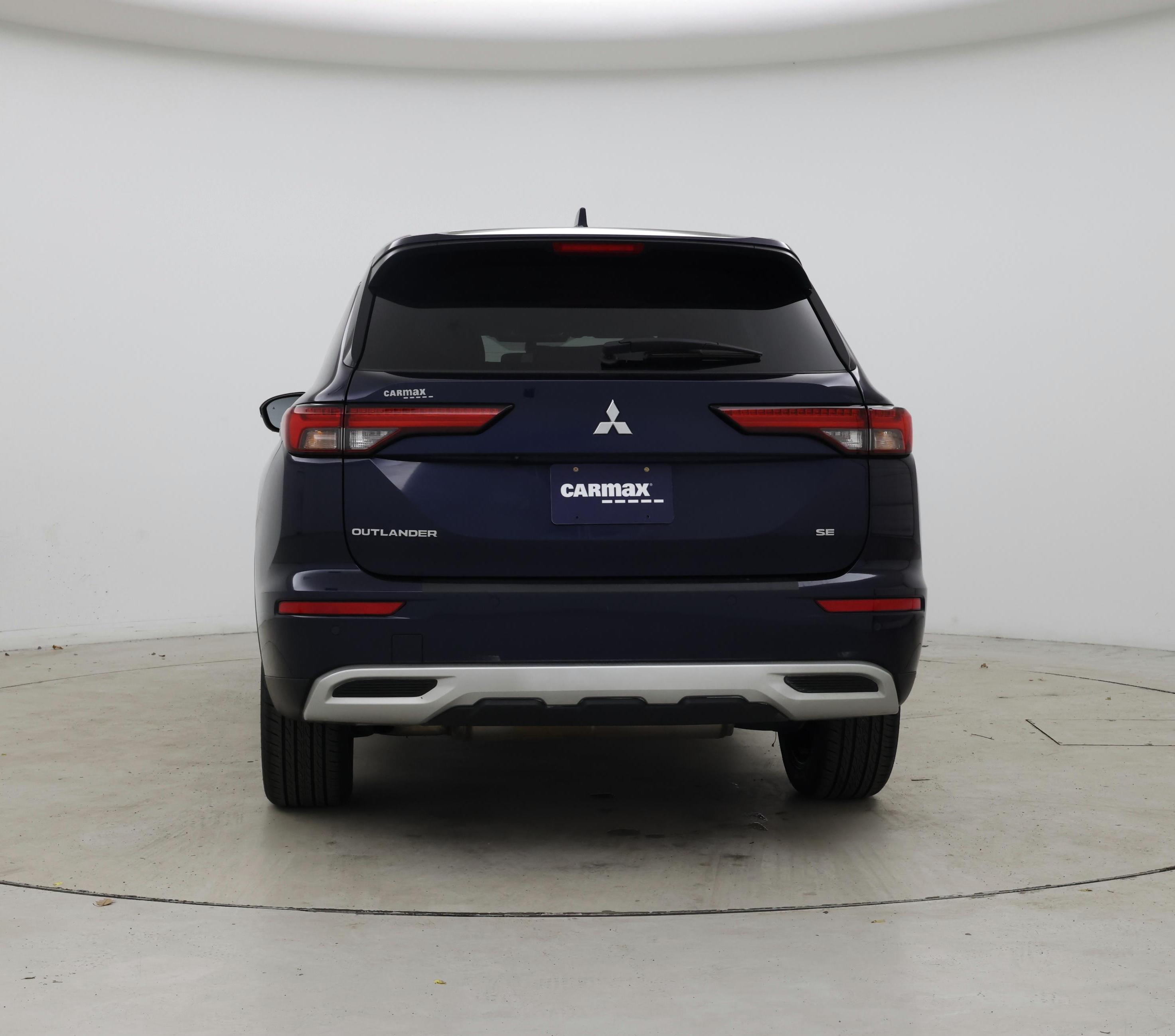 Thumbnail: 2022 Mitsubishi Outlander - 6