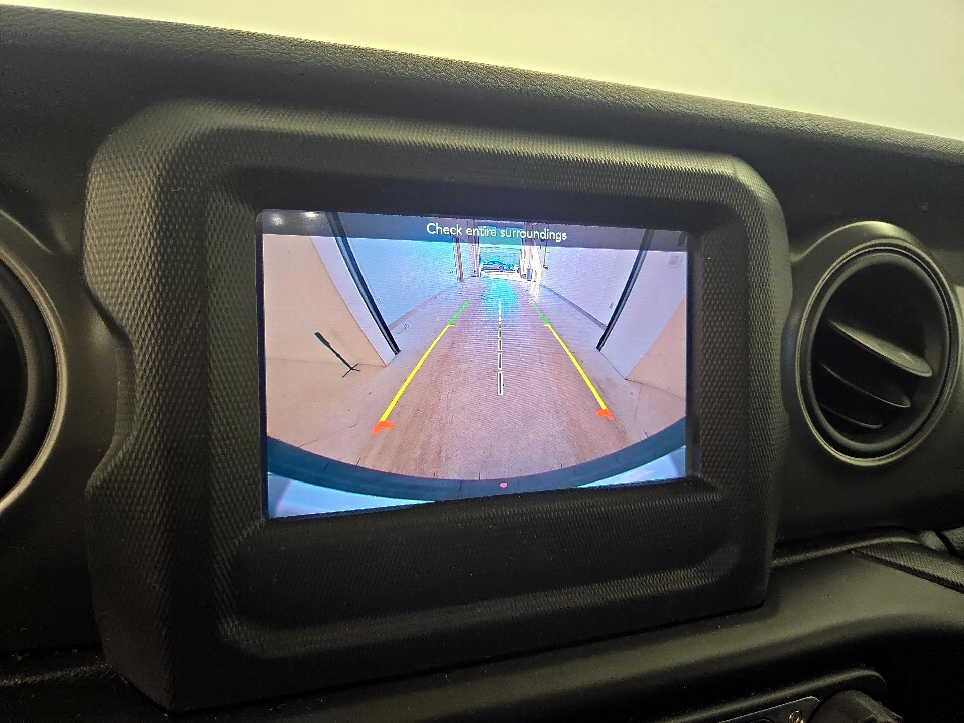 Thumbnail: 2021 Jeep Wrangler - 12