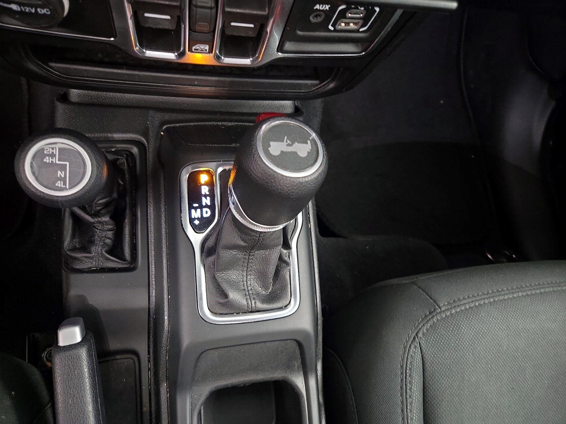 Thumbnail: 2021 Jeep Wrangler - 15