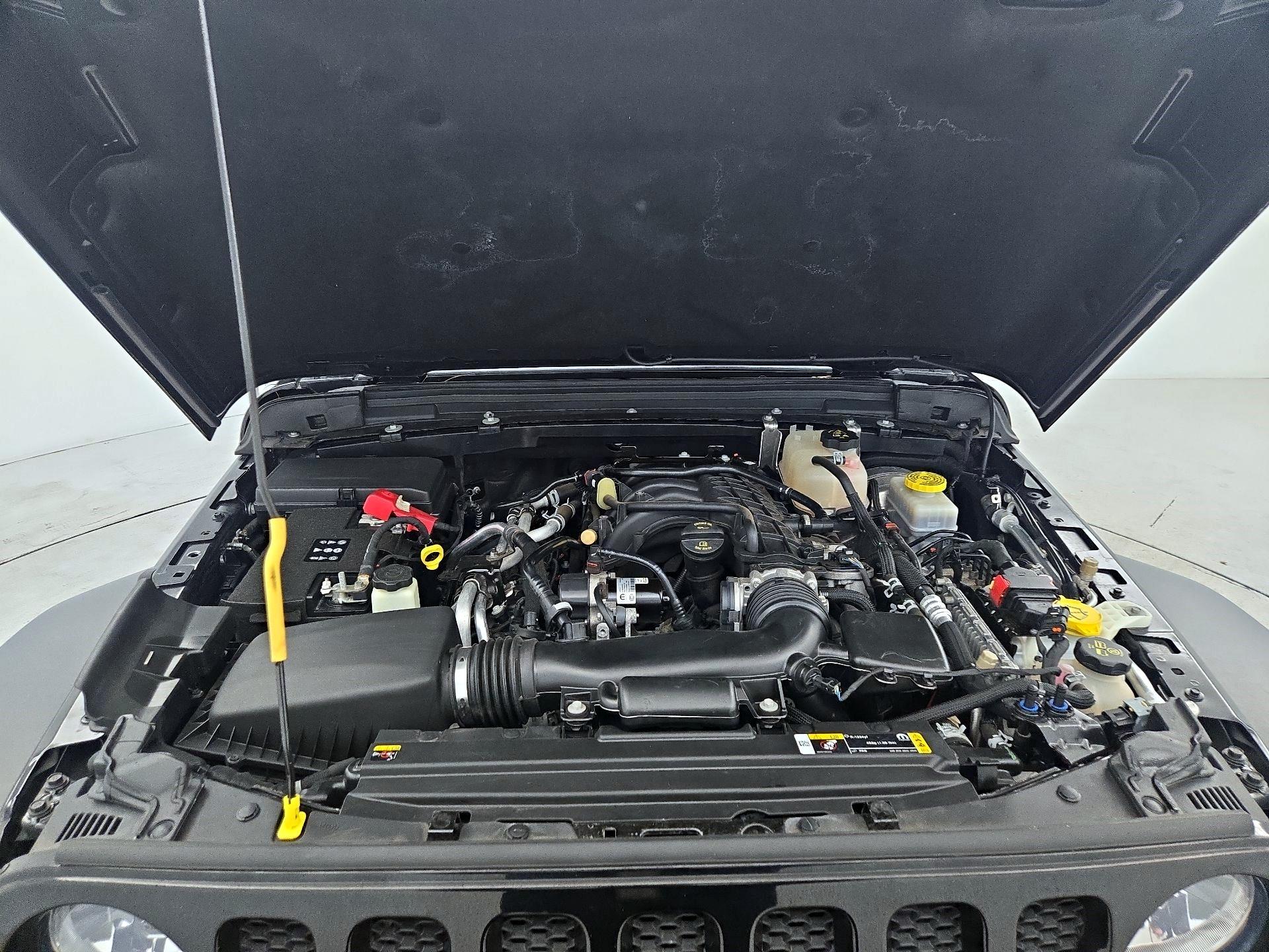 Thumbnail: 2021 Jeep Wrangler - 19