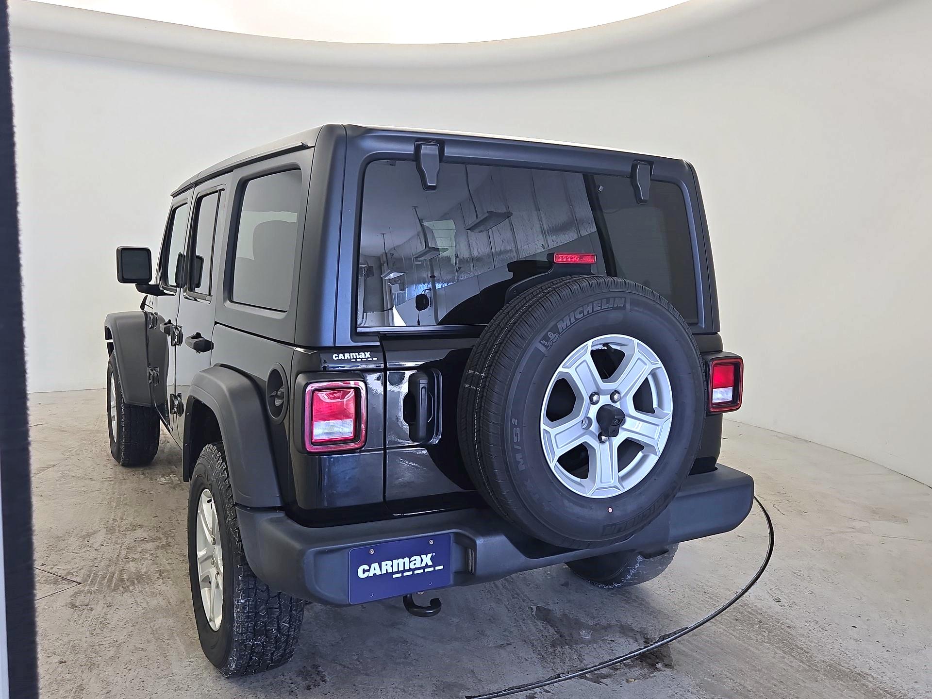 Thumbnail: 2021 Jeep Wrangler - 7