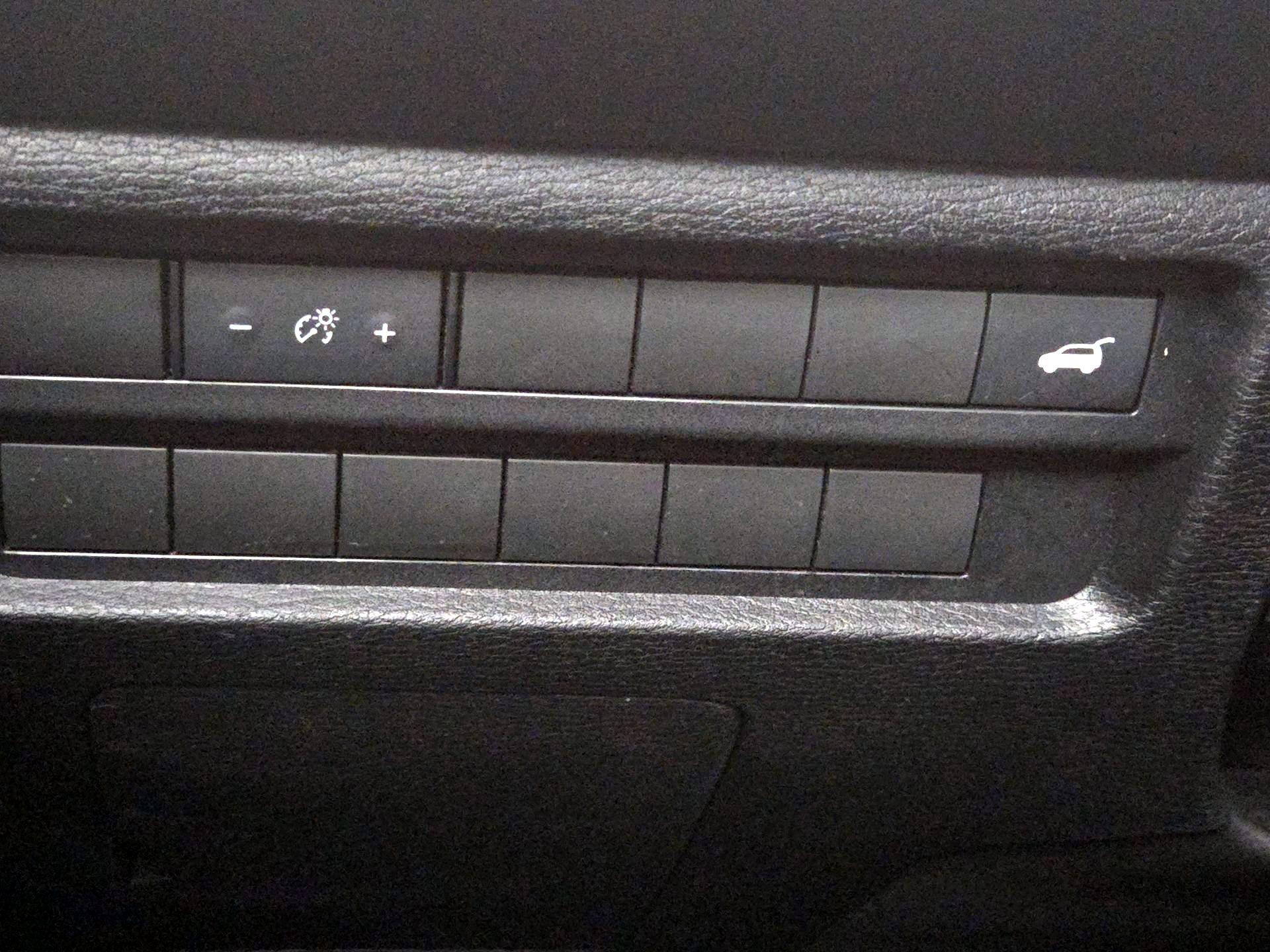 Thumbnail: 2022 Mitsubishi Outlander - 13