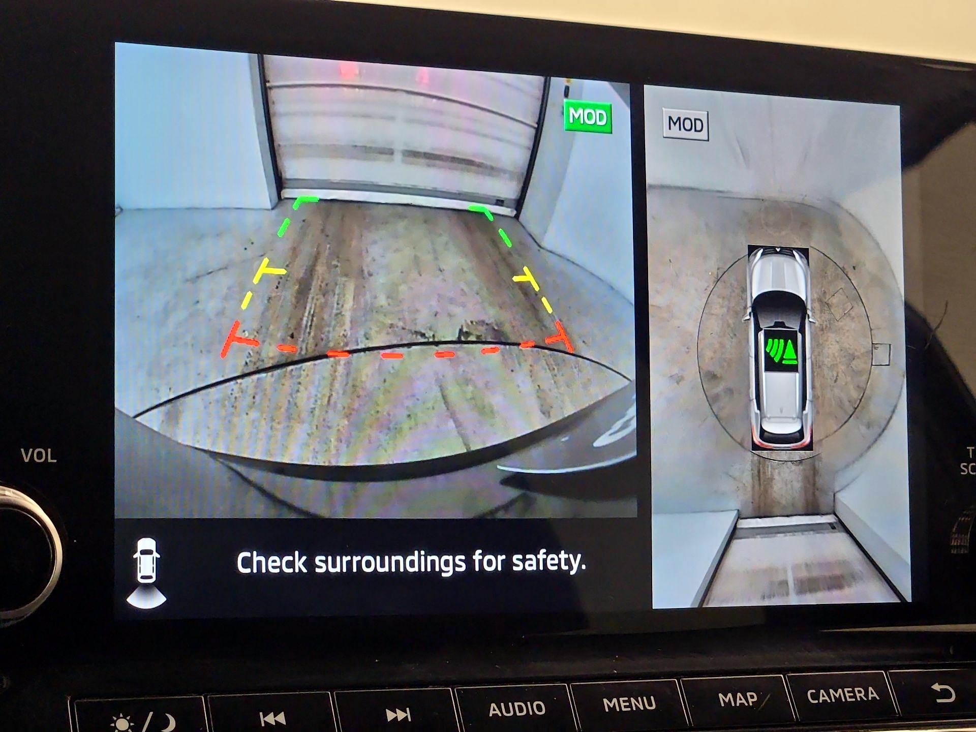 Thumbnail: 2022 Mitsubishi Outlander - 15