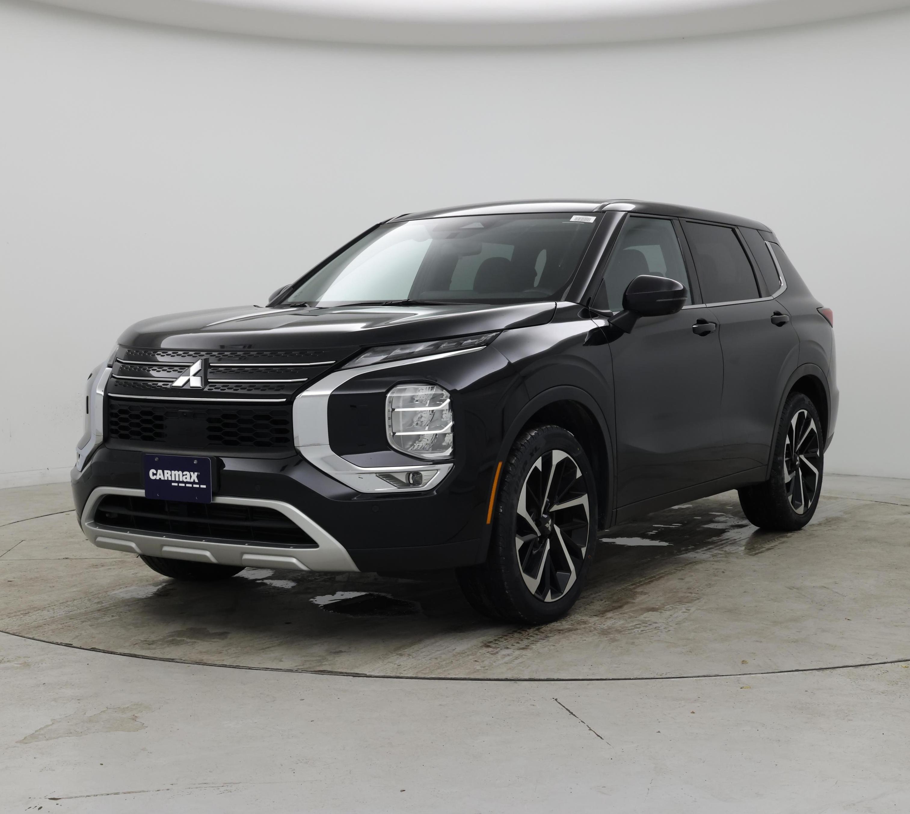 Thumbnail: 2022 Mitsubishi Outlander - 4