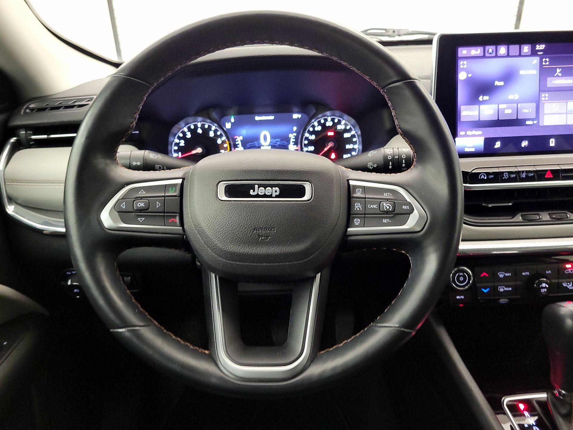 Thumbnail: 2022 Jeep Compass - 10