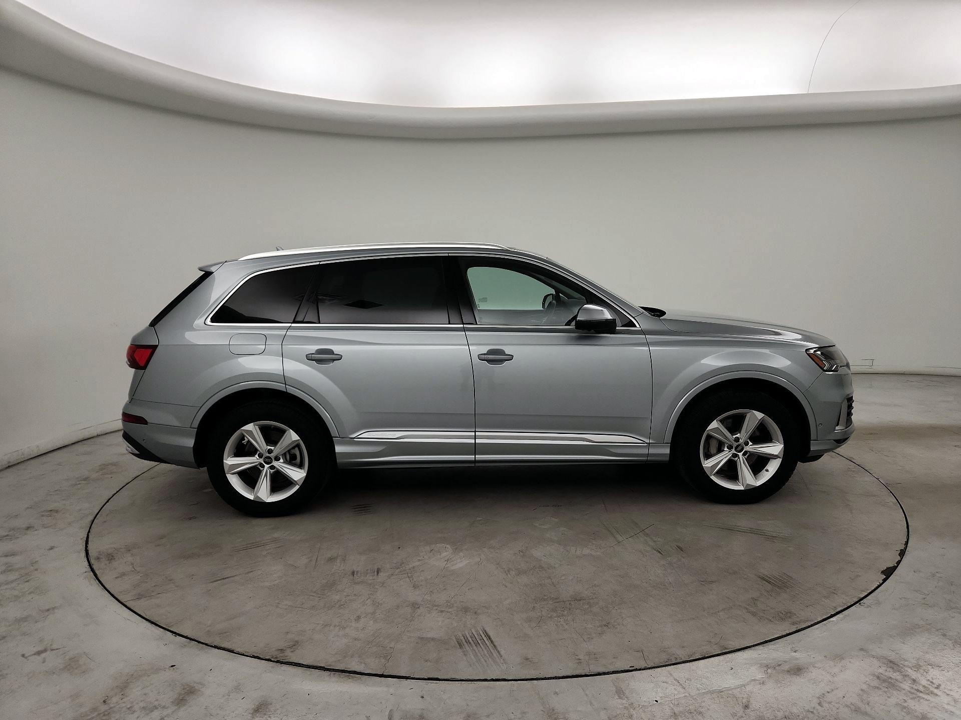 Thumbnail: 2024 Audi Q7 - 4