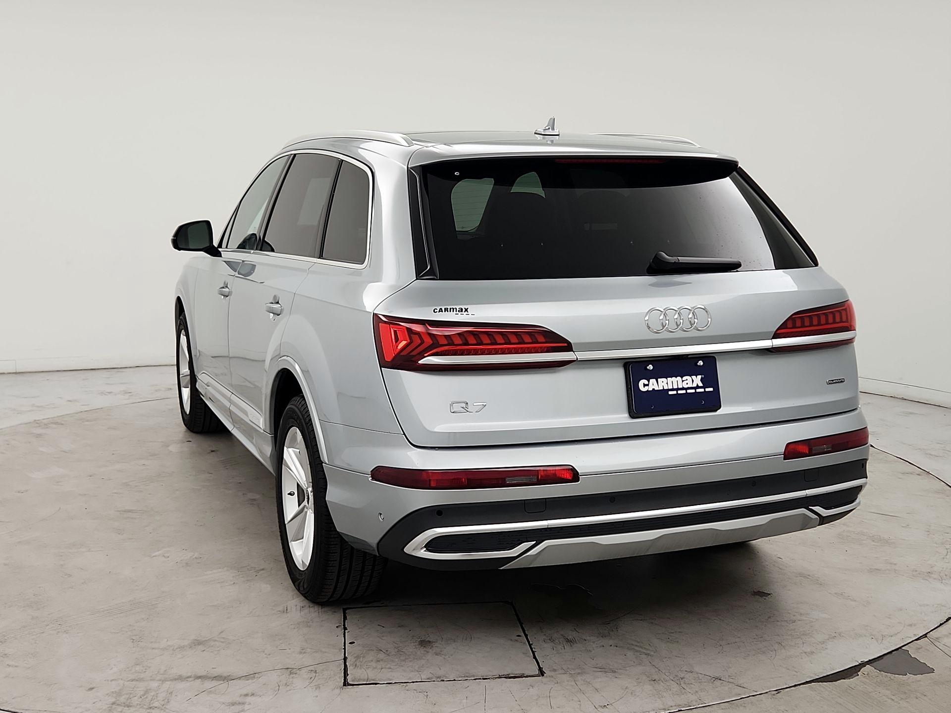 Thumbnail: 2024 Audi Q7 - 7