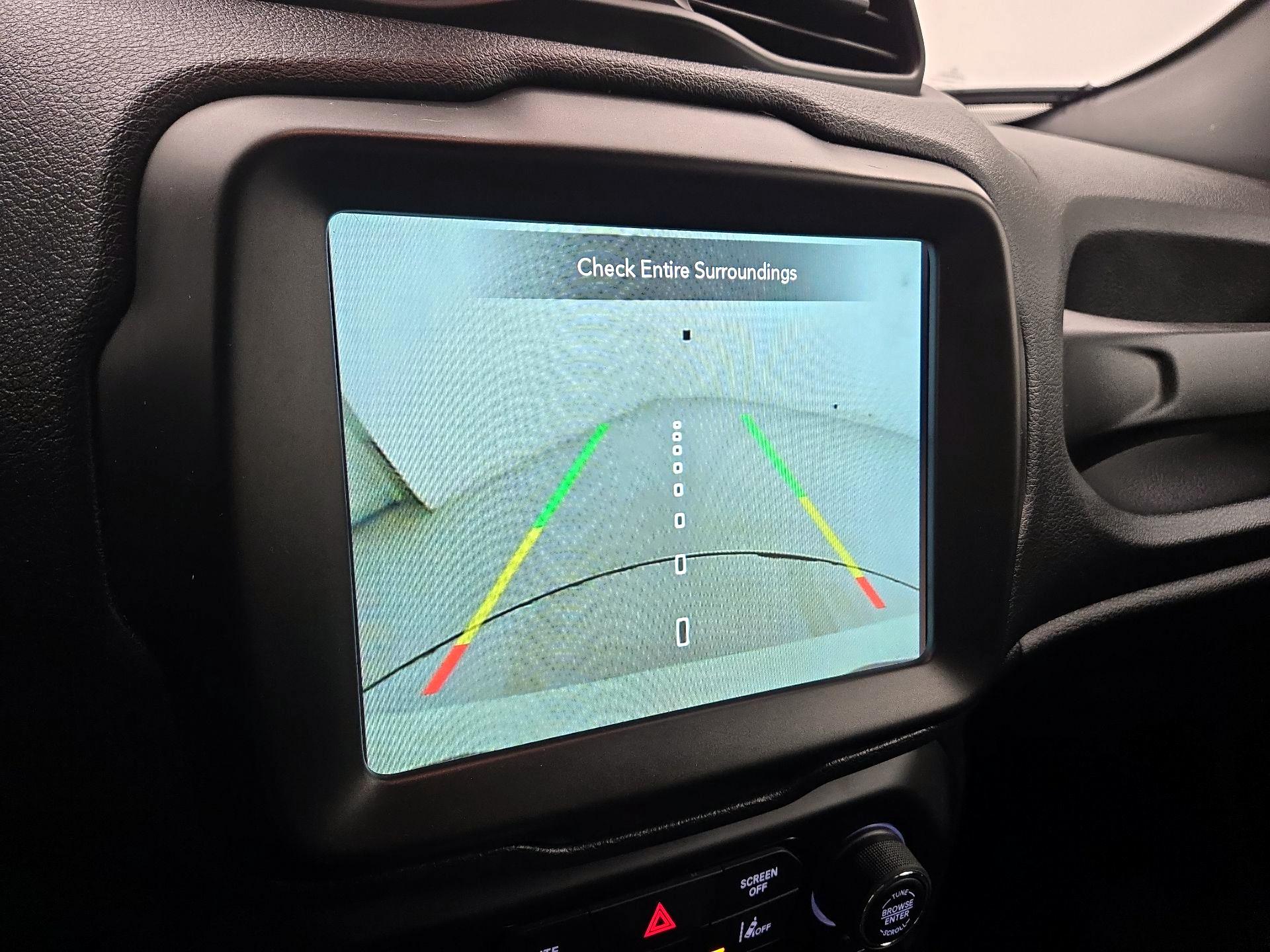 Thumbnail: 2022 Jeep Renegade - 15