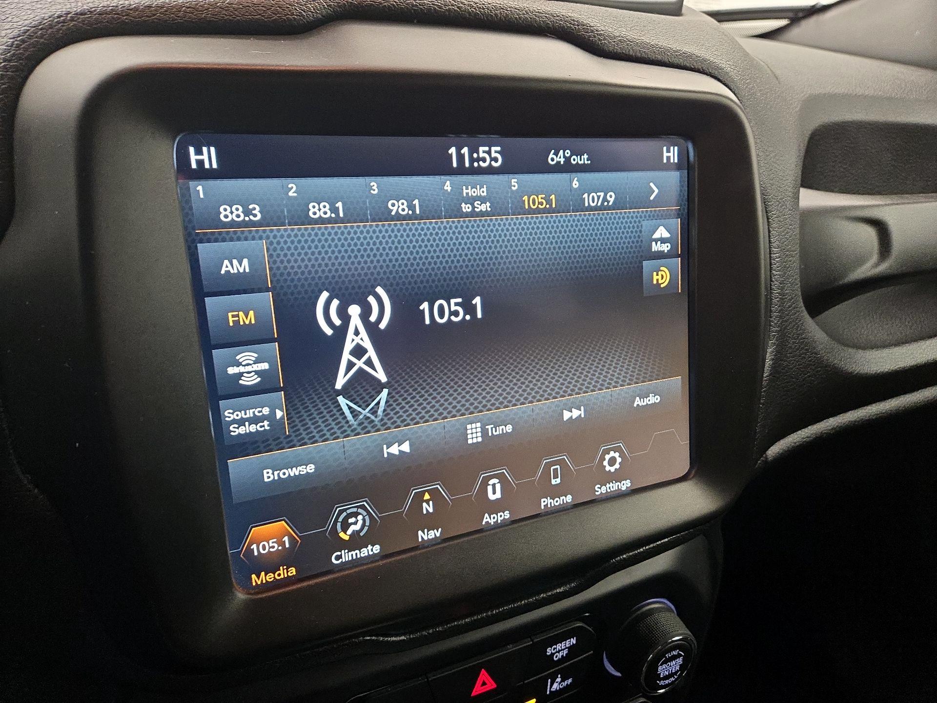 Thumbnail: 2022 Jeep Renegade - 16