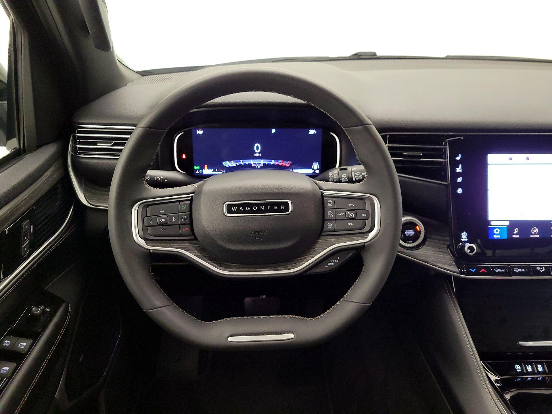 Thumbnail: 2024 Jeep Wagoneer - 10