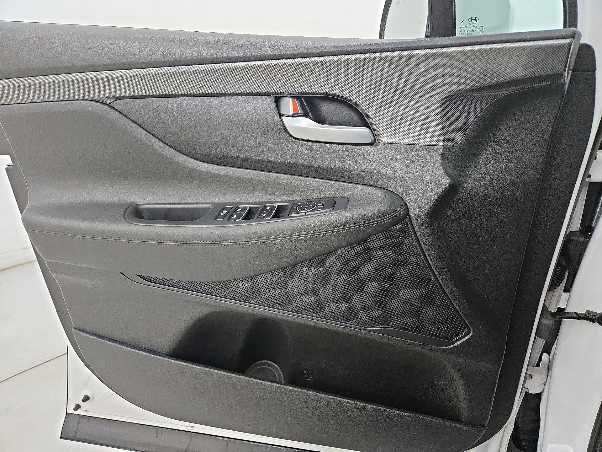 Thumbnail: 2023 Hyundai Santa Fe - 12