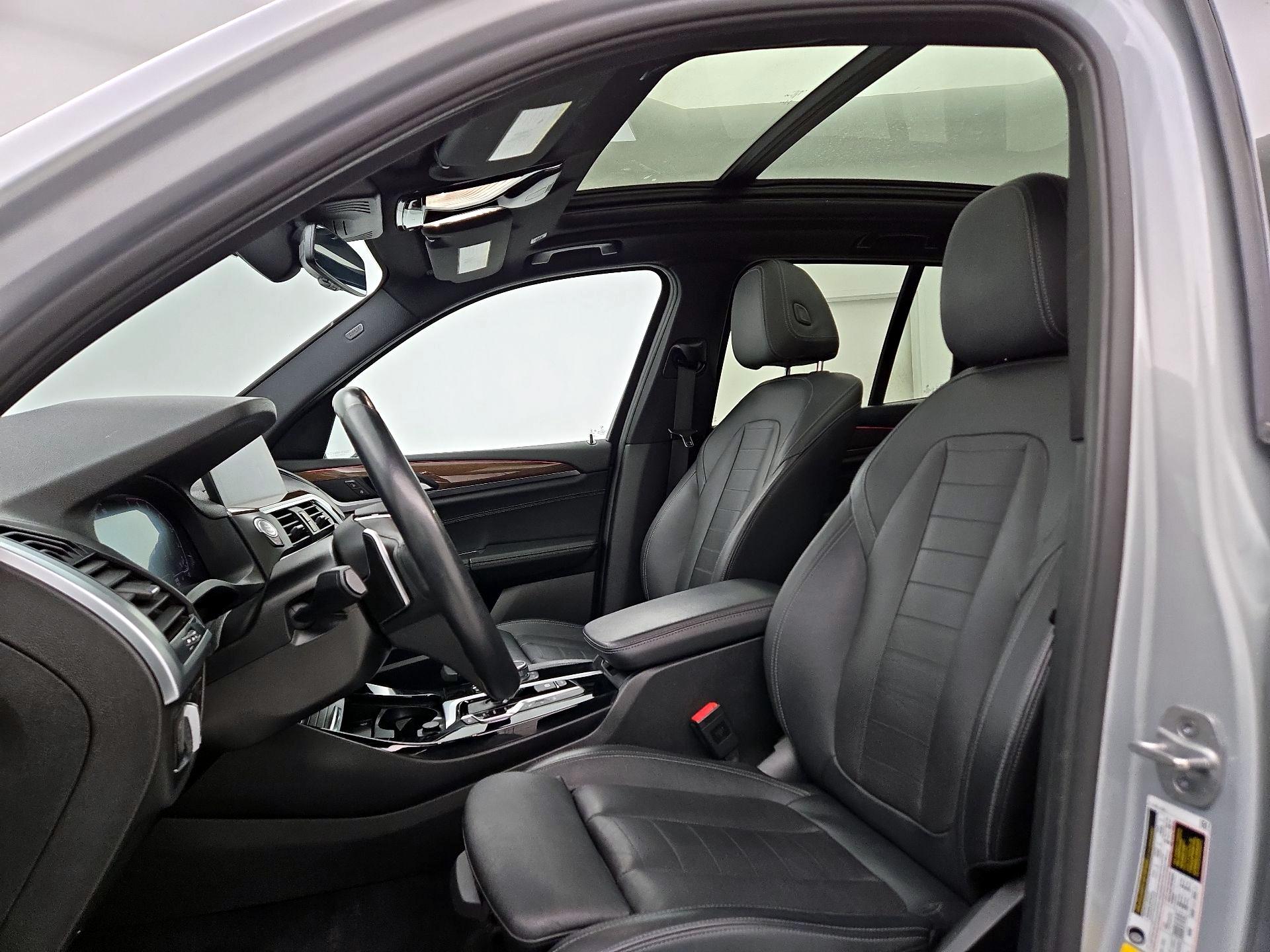 Thumbnail: 2021 BMW X3 - 11