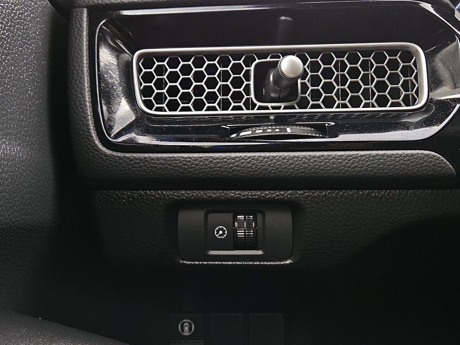 Thumbnail: 2023 Honda Civic - 13