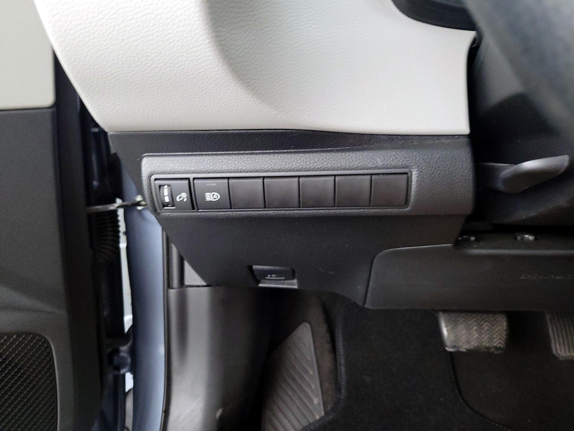 Thumbnail: 2023 Toyota Corolla - 13