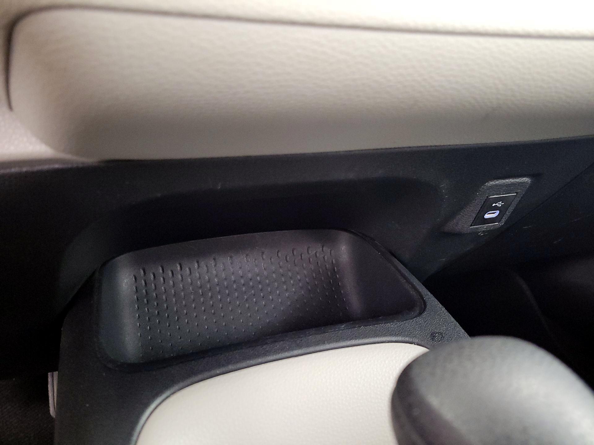 Thumbnail: 2023 Toyota Corolla - 18