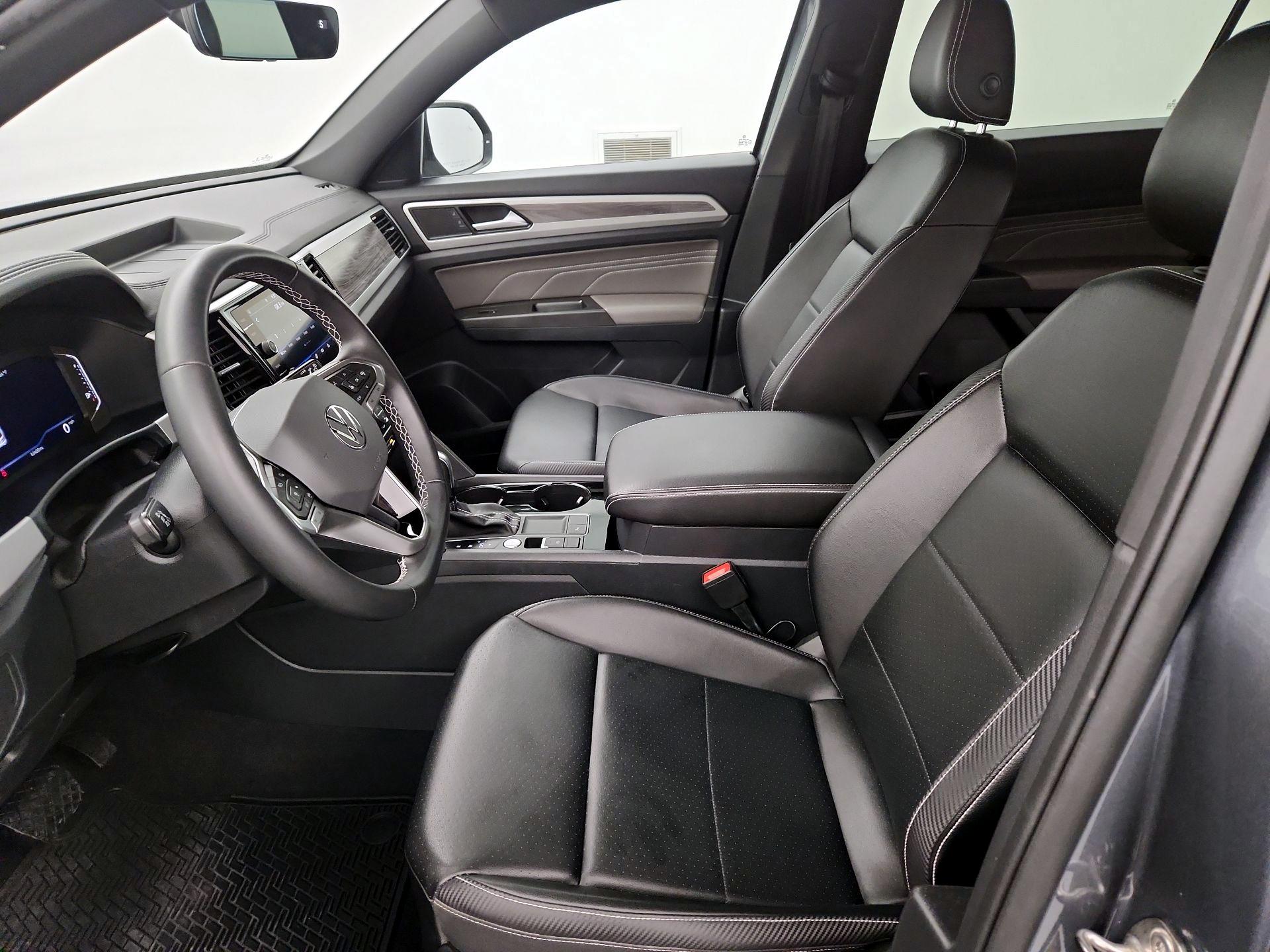 Thumbnail: 2022 Volkswagen Atlas - 11