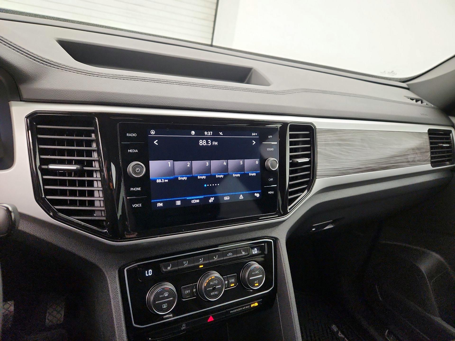 Thumbnail: 2022 Volkswagen Atlas - 15