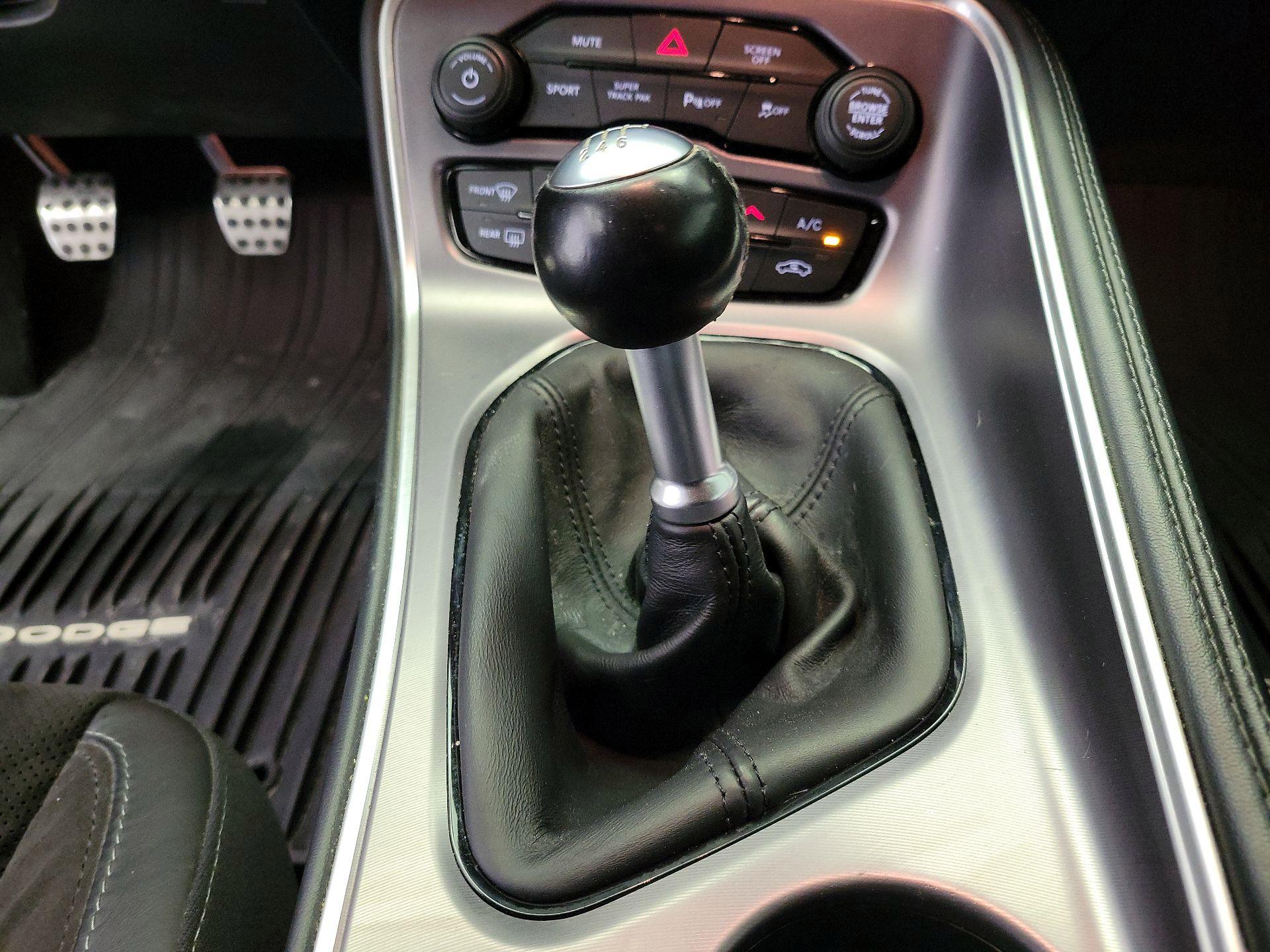 Thumbnail: 2021 Dodge Challenger - 16