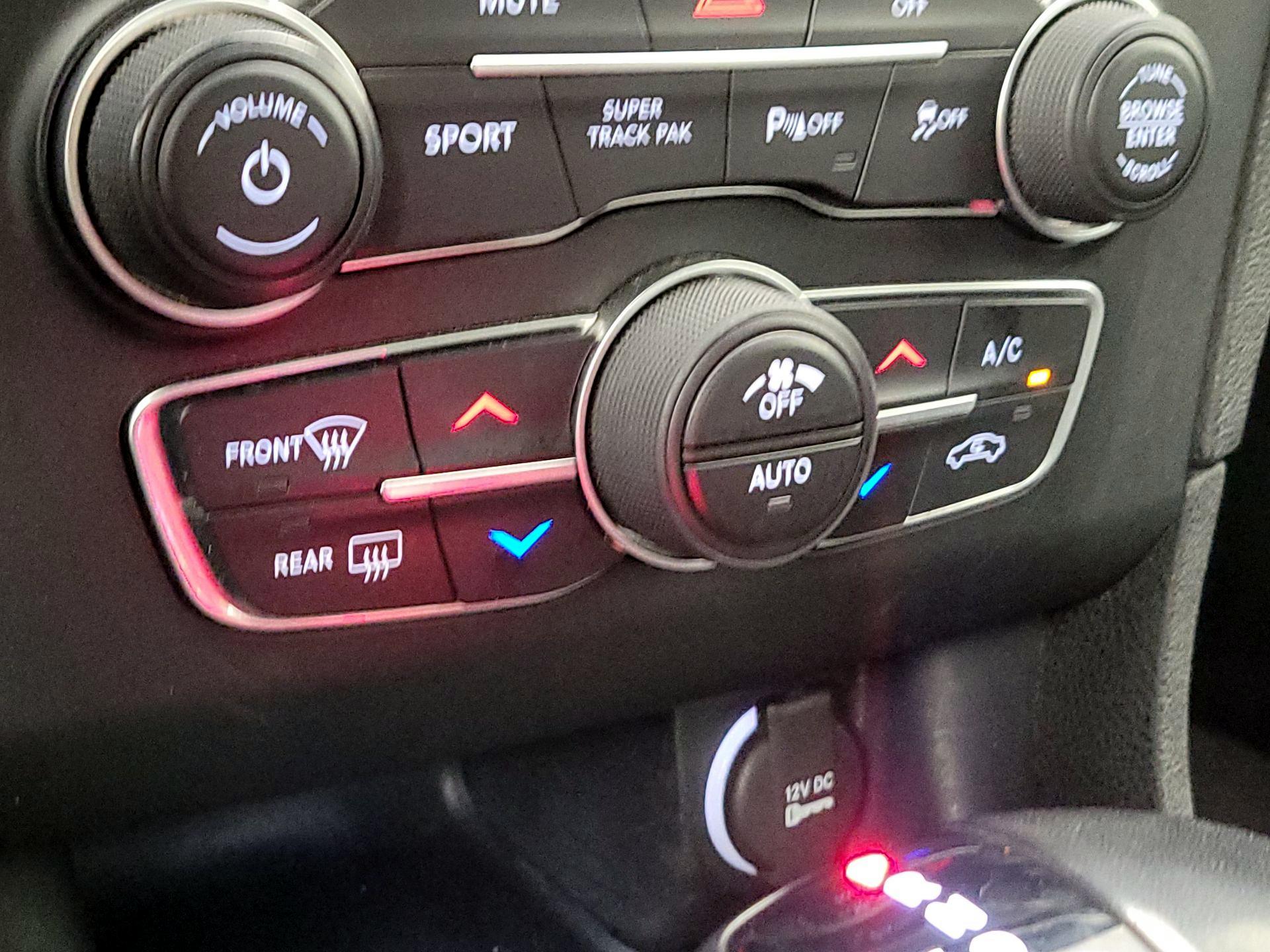 Thumbnail: 2023 Dodge Charger - 16