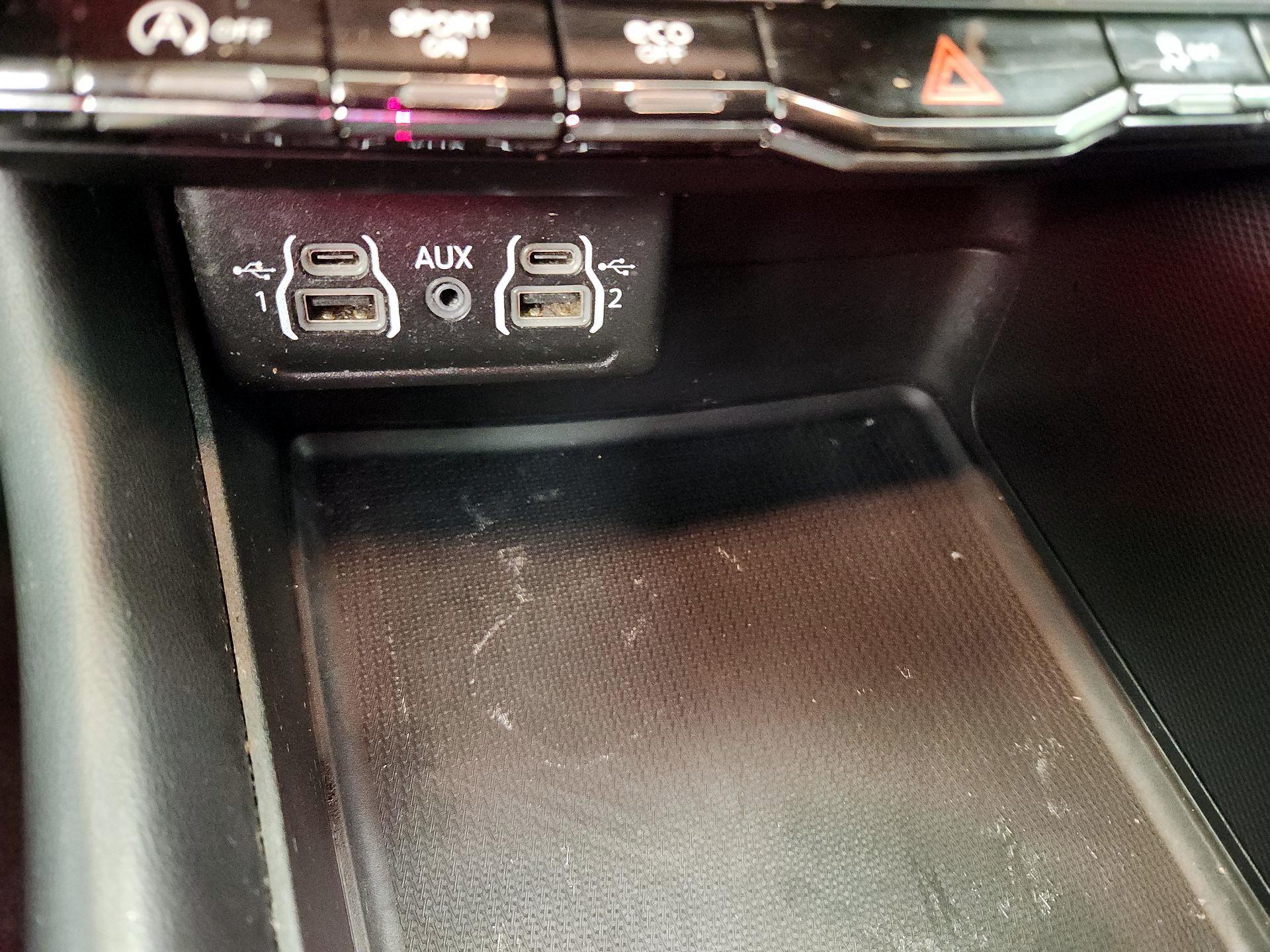 Thumbnail: 2022 Dodge Durango - 18