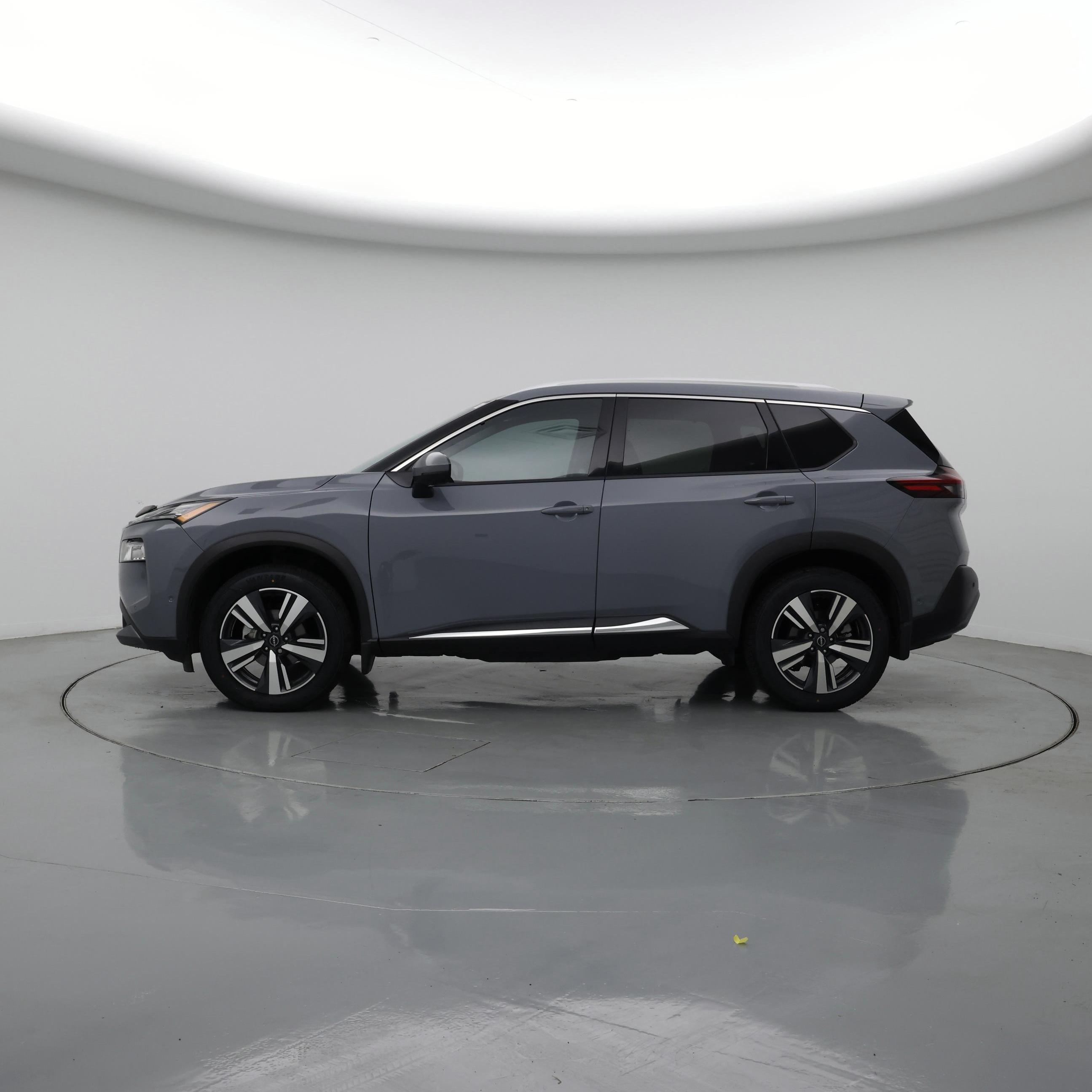 Thumbnail: 2023 Nissan Rogue - 3