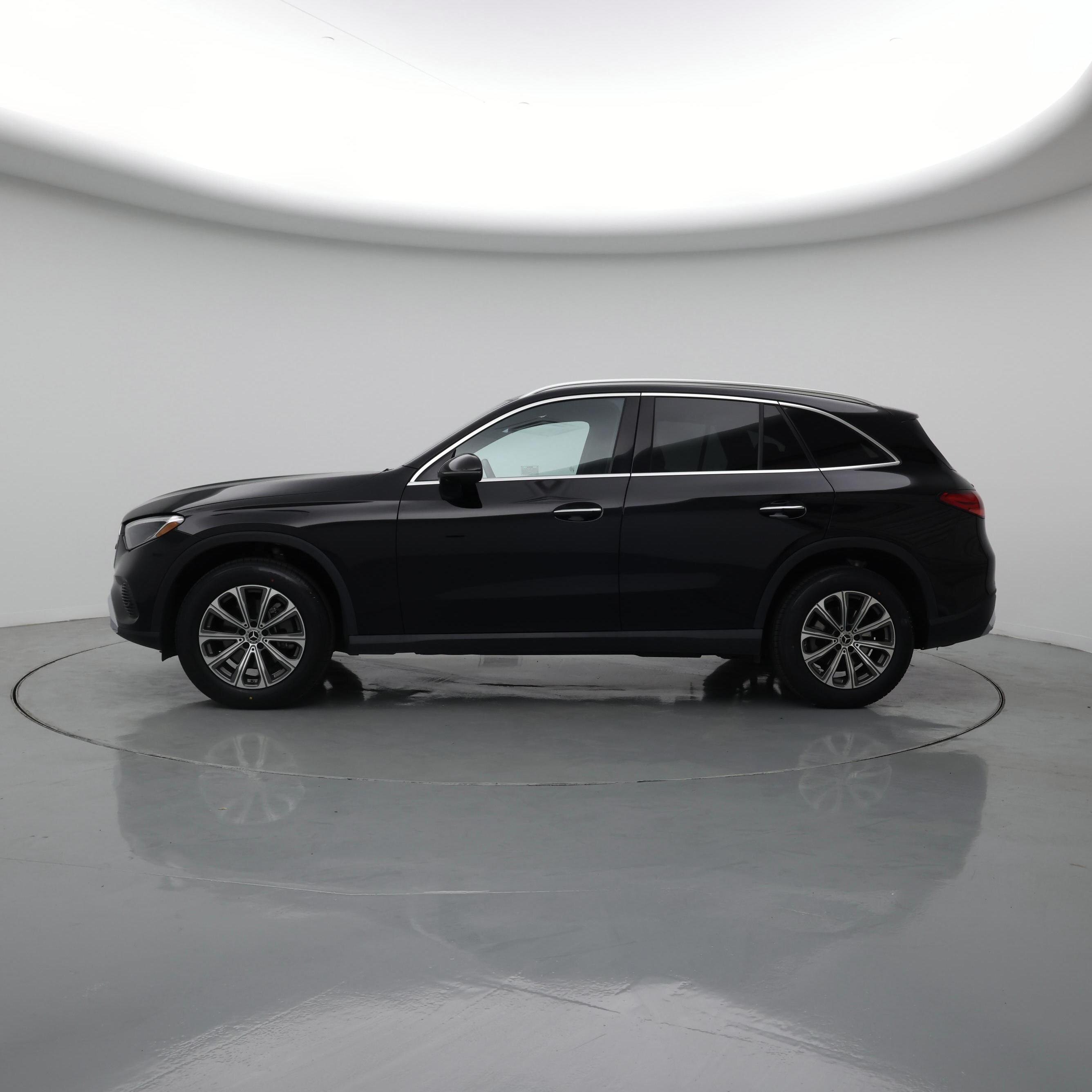 Thumbnail: 2024 Mercedes-Benz GLC - 3
