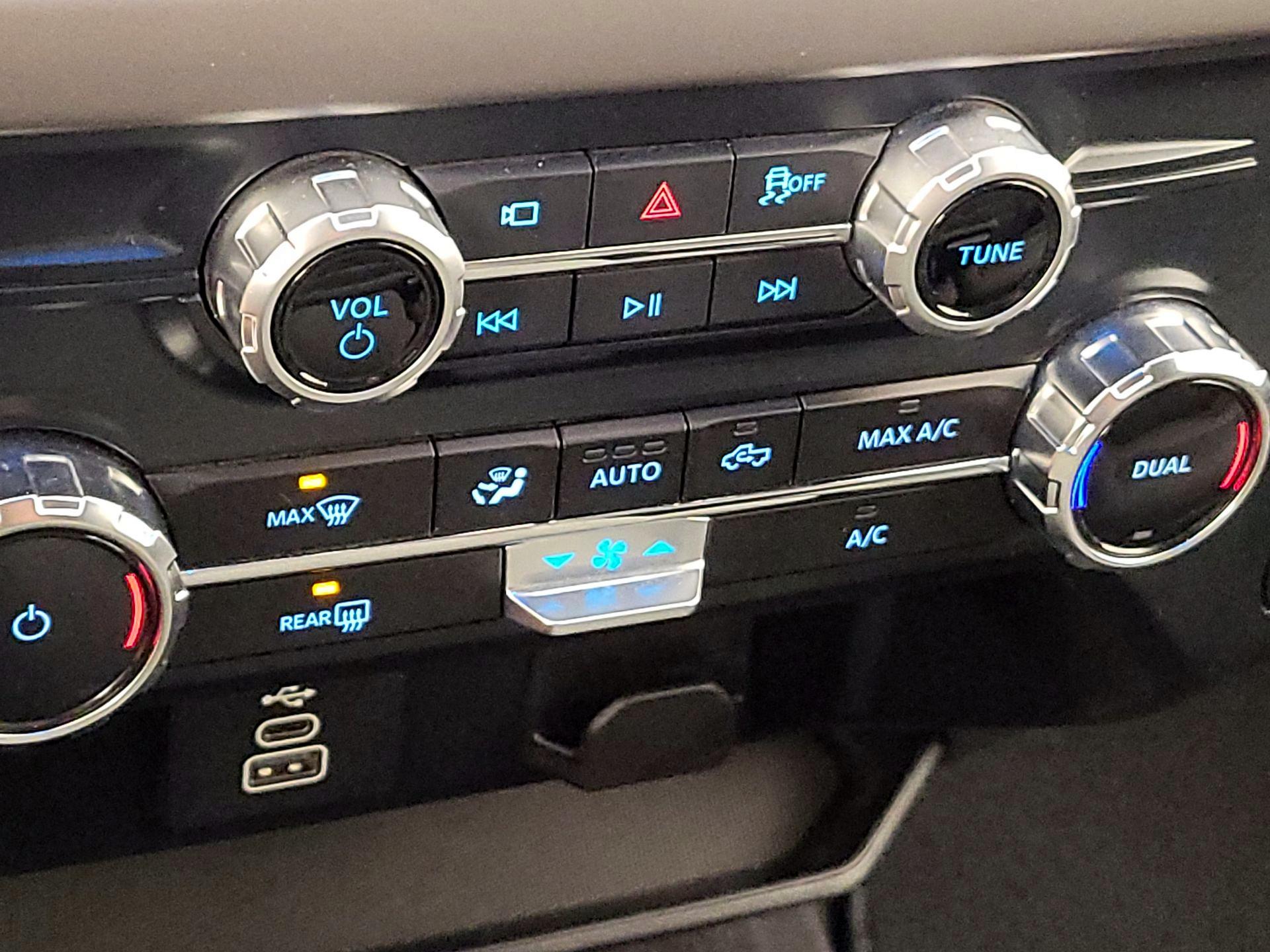 Thumbnail: 2025 Ford F-150 - 16