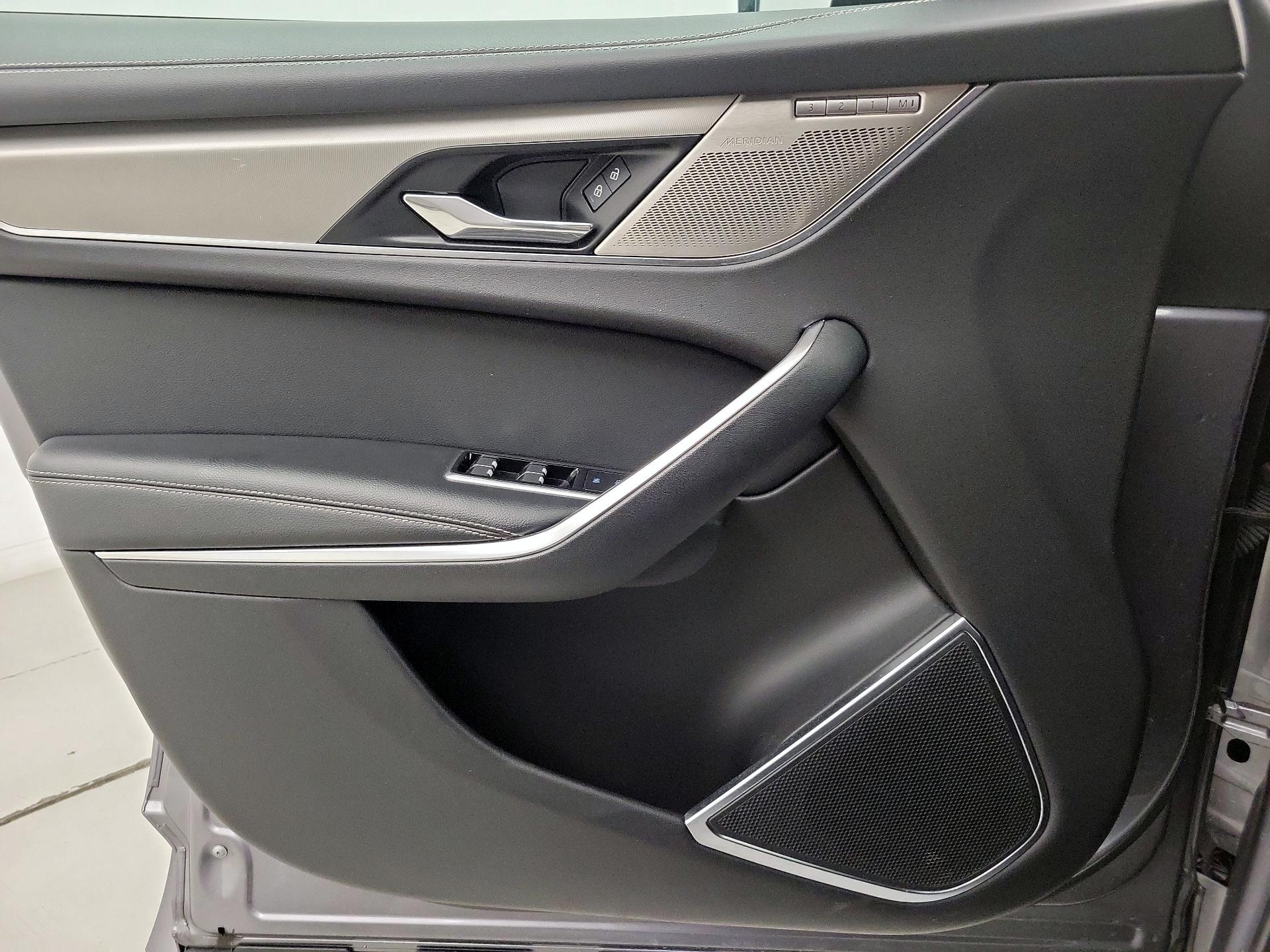 Thumbnail: 2024 Jaguar F-Pace - 12