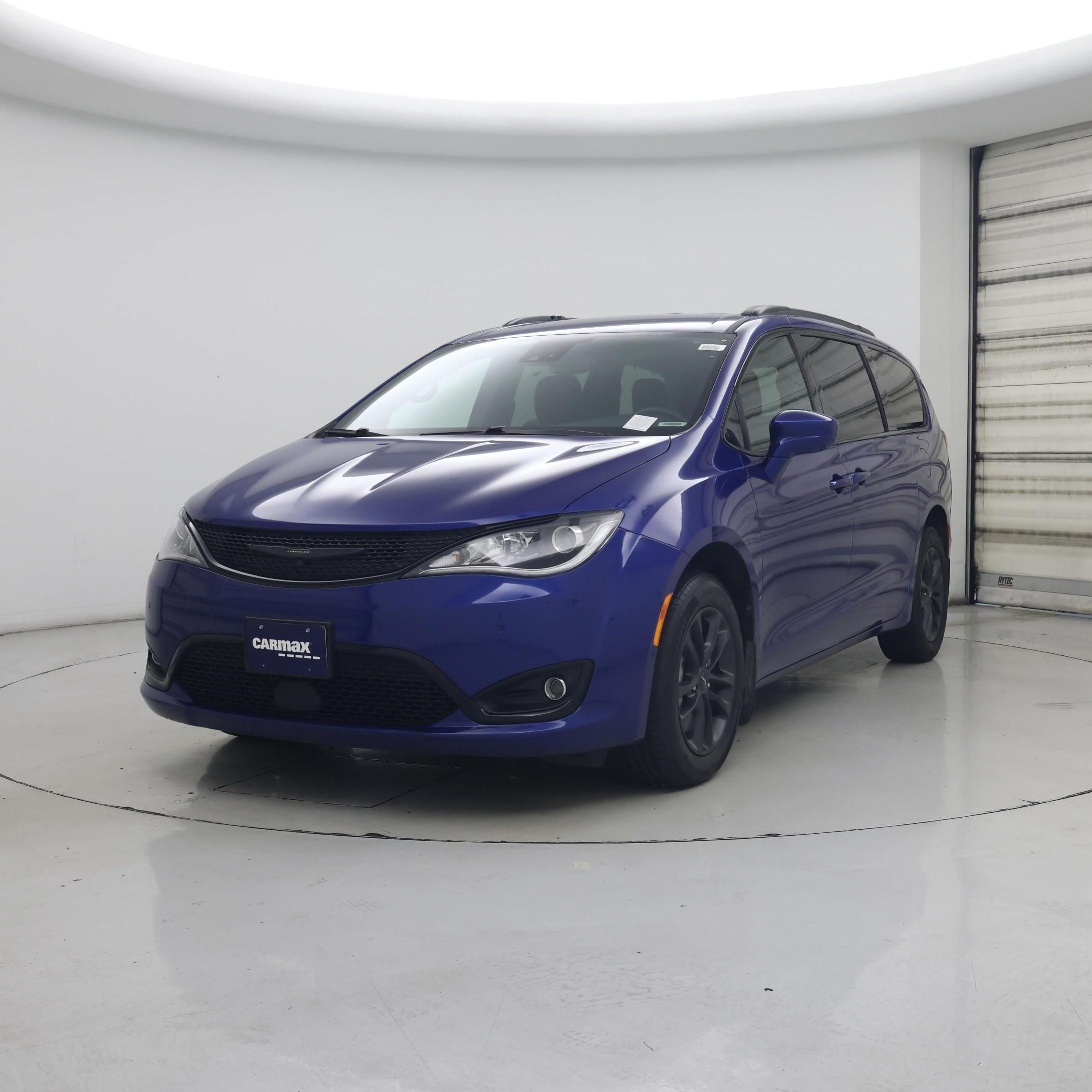 Thumbnail: 2020 Chrysler Pacifica - 4