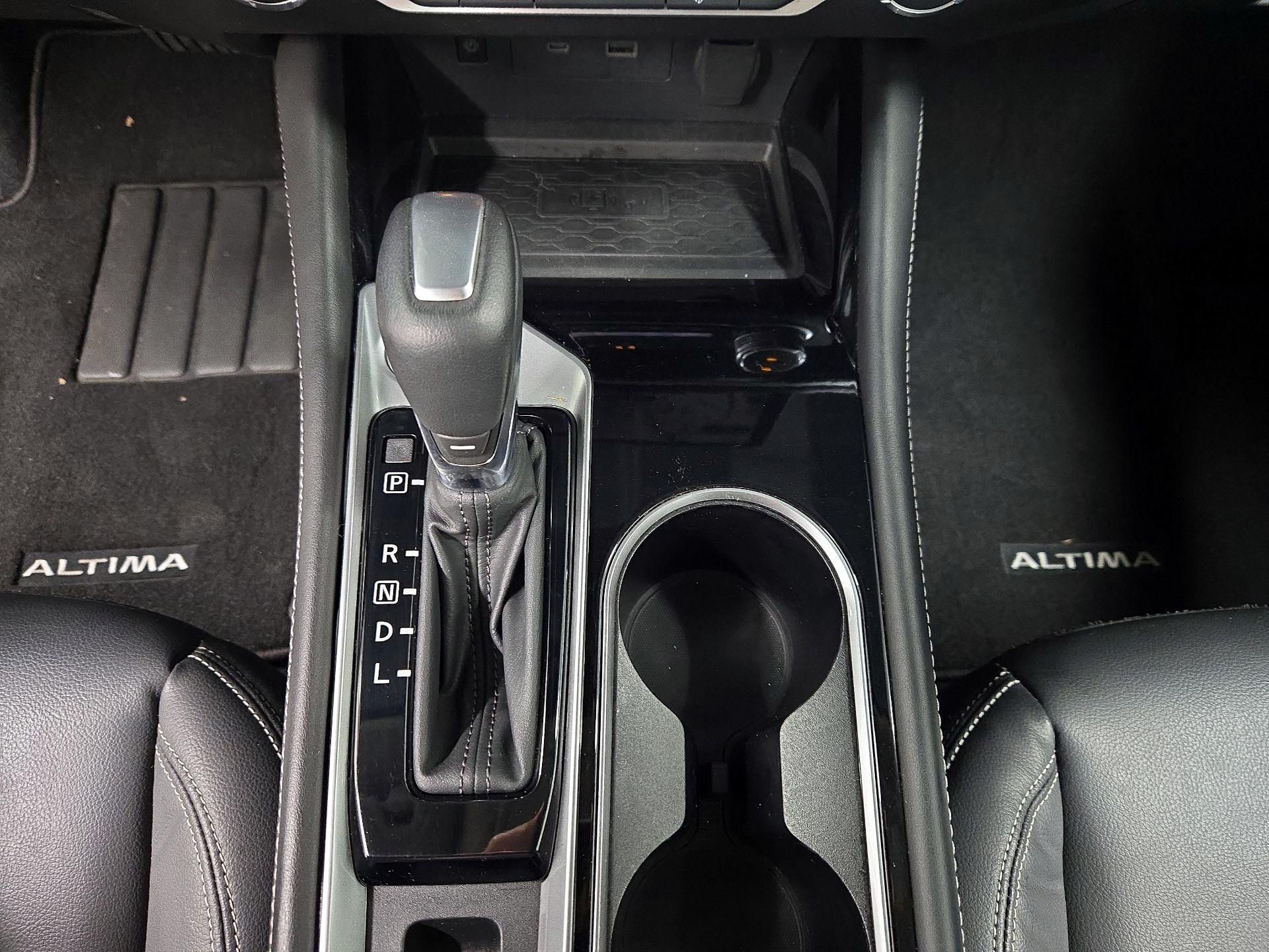 Thumbnail: 2023 Nissan Altima - 18