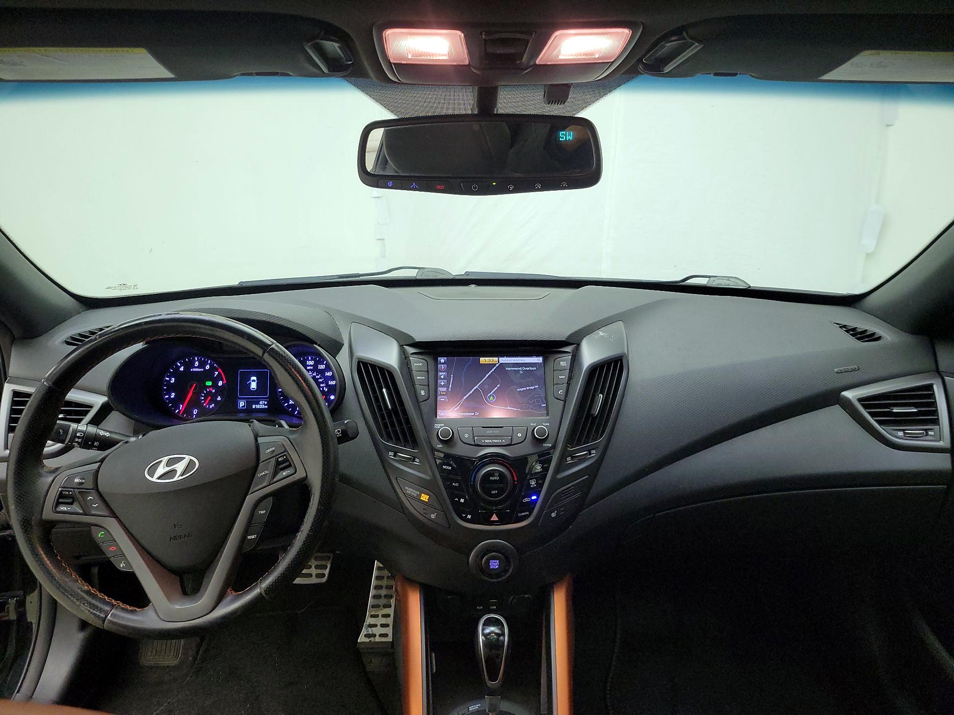 Thumbnail: 2016 Hyundai Veloster - 9